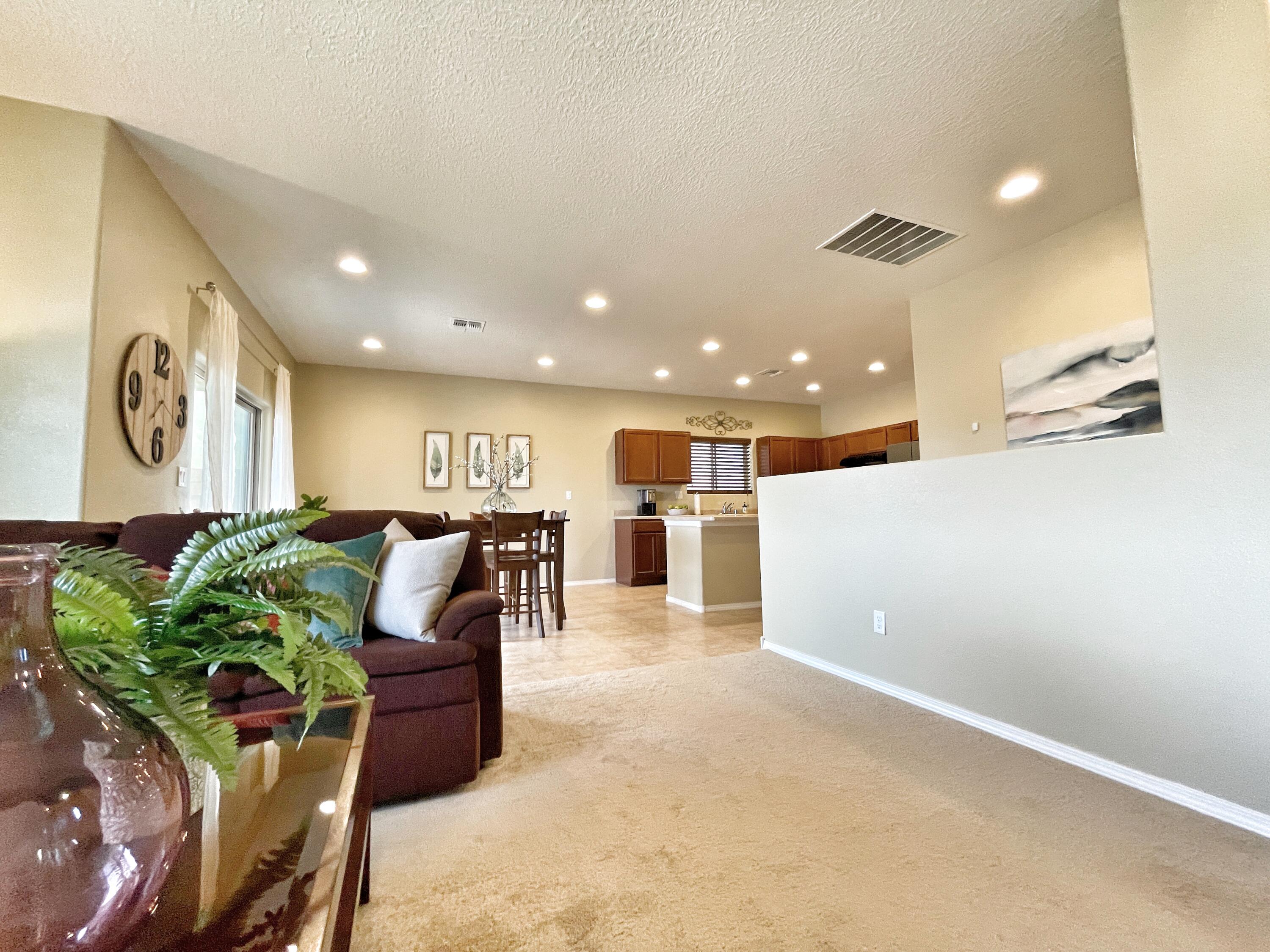 3193 LLANO VISTA Loop NE