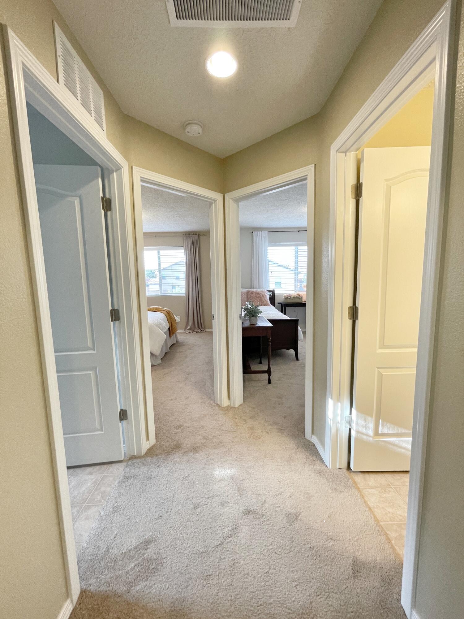 3193 LLANO VISTA Loop NE
