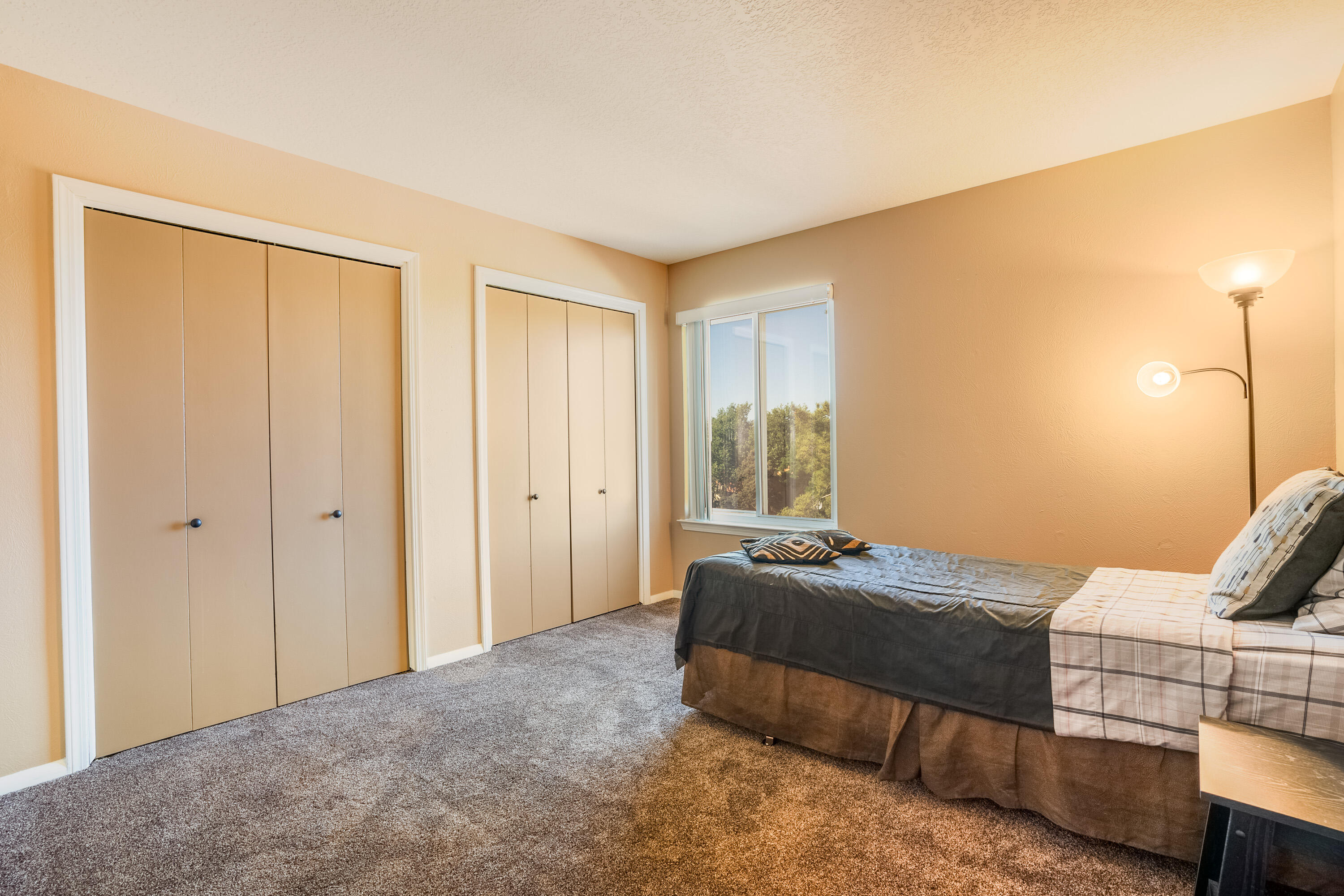 10216 OSO REDONDO NE