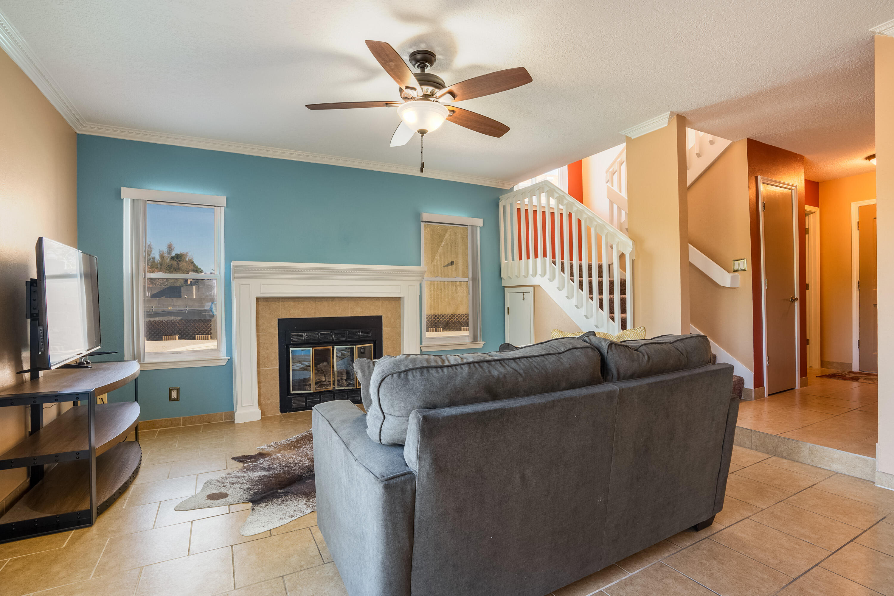 10216 OSO REDONDO NE