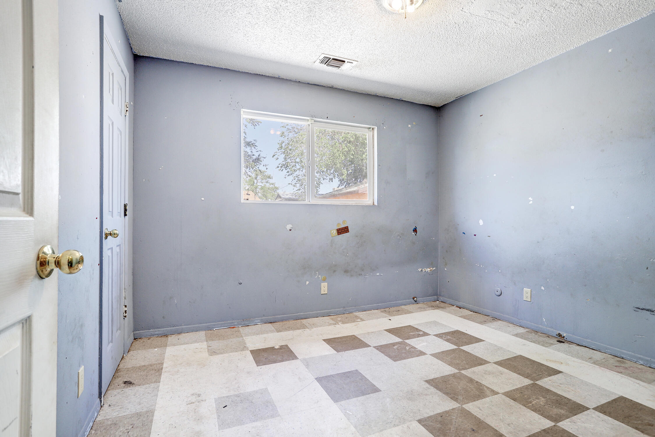 4649 VALLEY PARK Drive SW