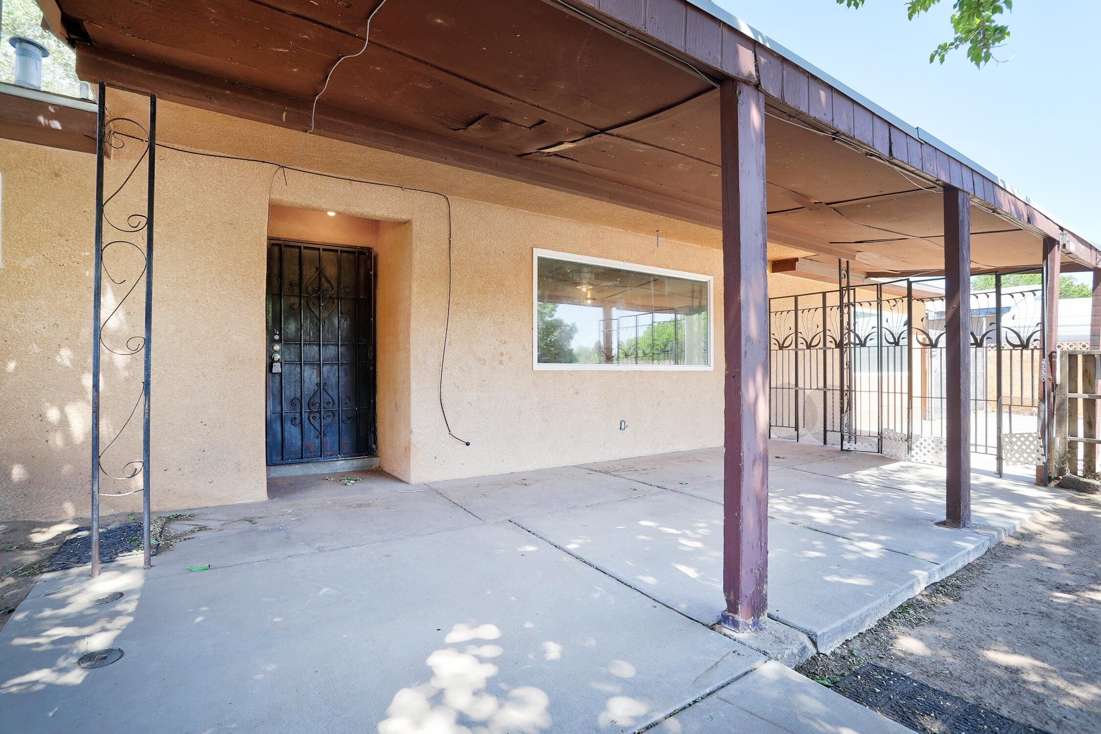 4649 VALLEY PARK Drive SW