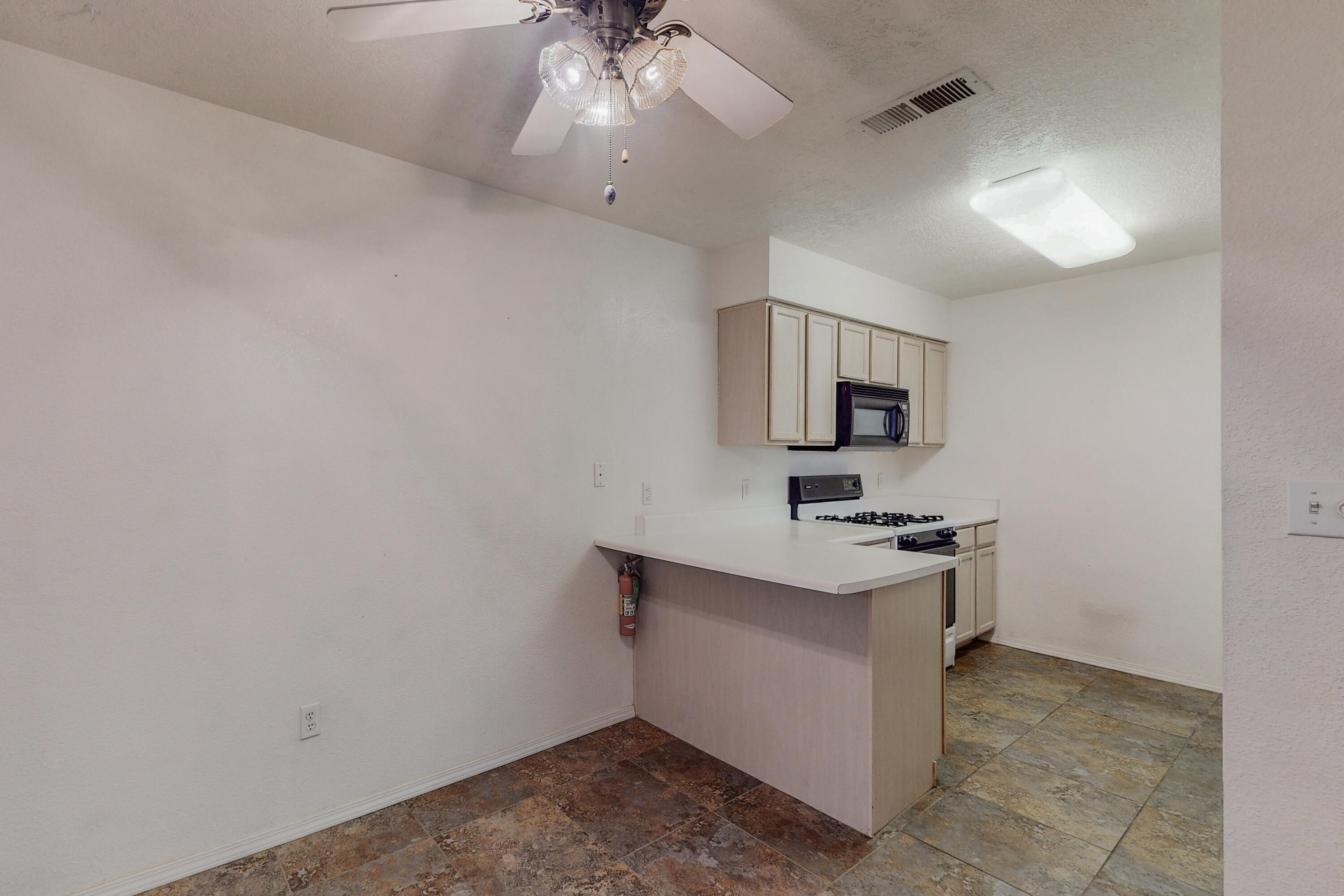 4801 IRVING Boulevard NW Unit: 3103