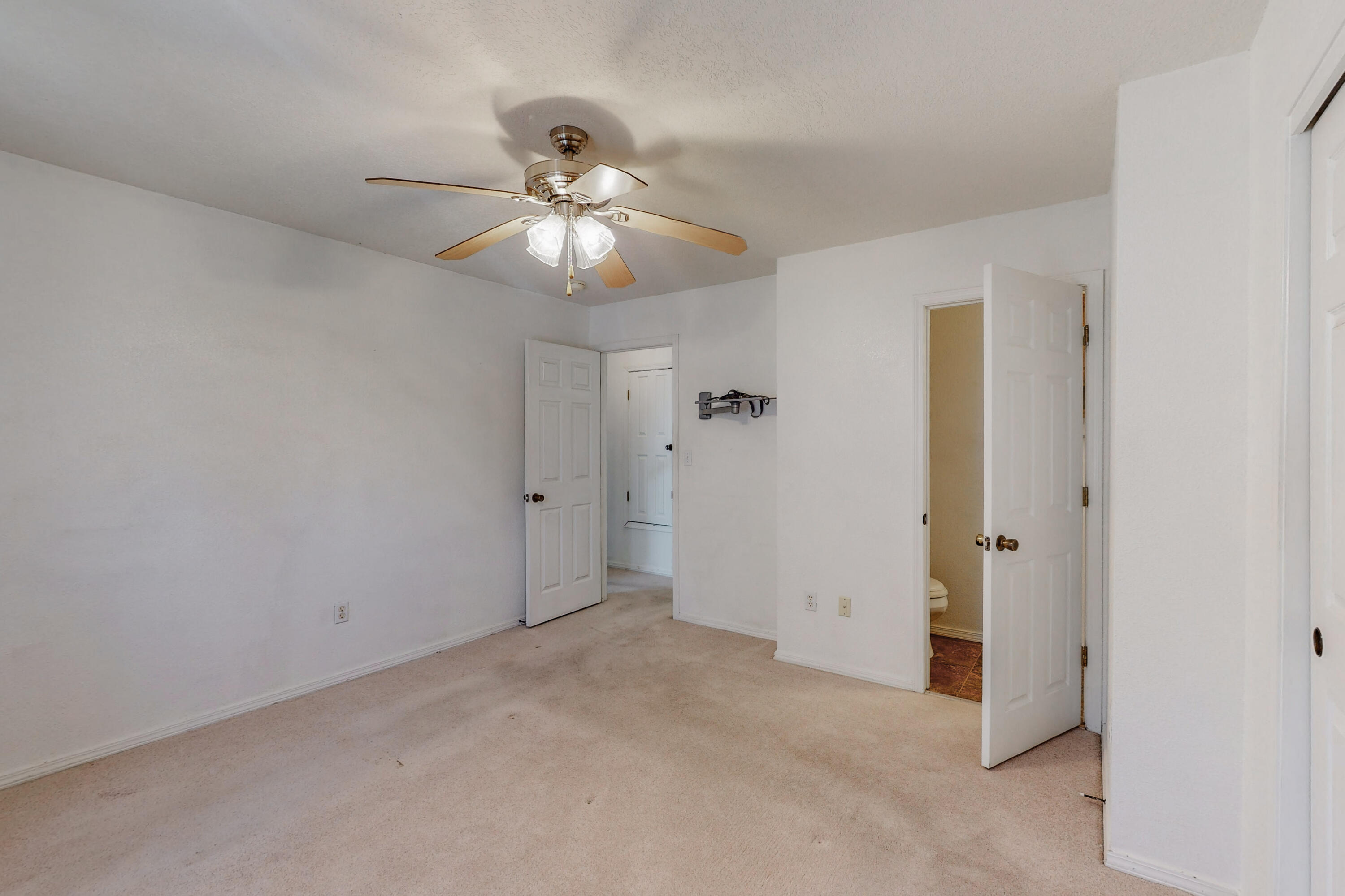4801 IRVING Boulevard NW Unit: 3103