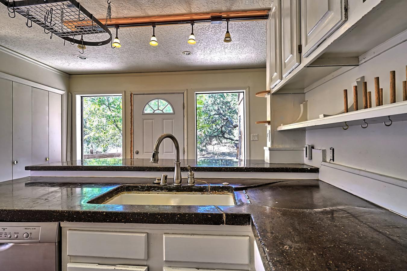 37 MULBERRY Loop