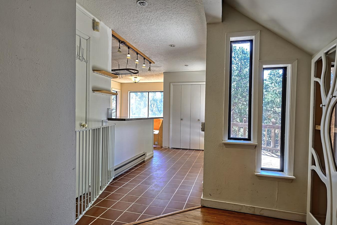 37 MULBERRY Loop
