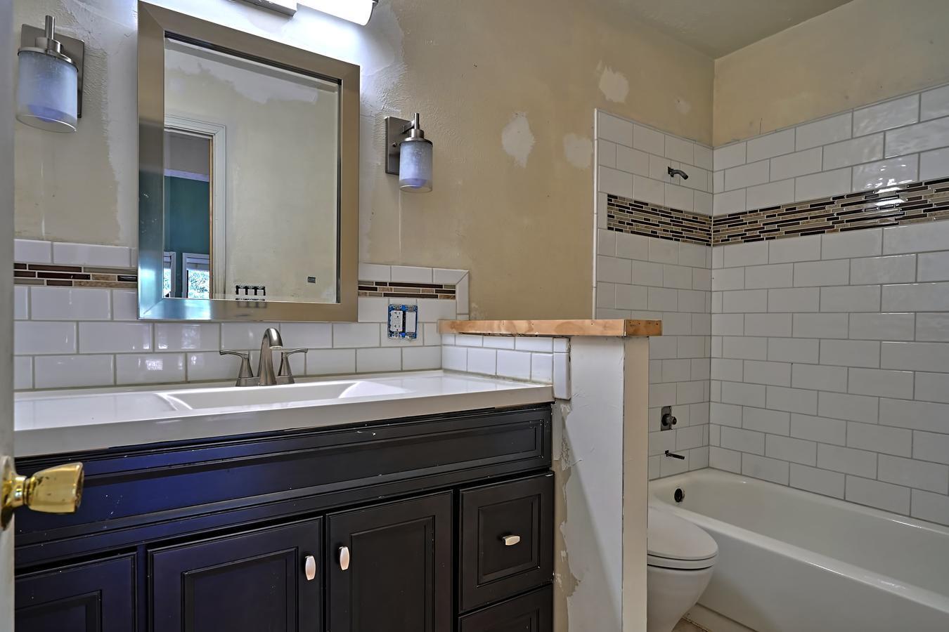 37 MULBERRY Loop