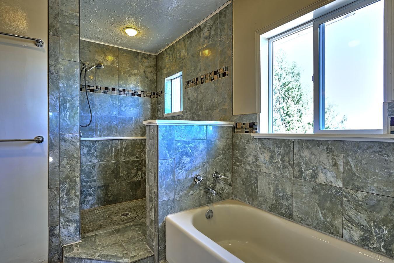 37 MULBERRY Loop