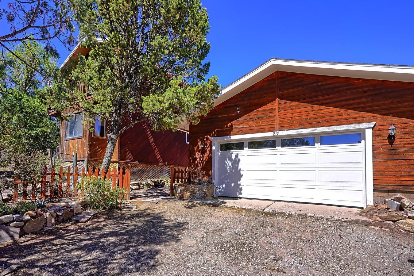 37 MULBERRY Loop