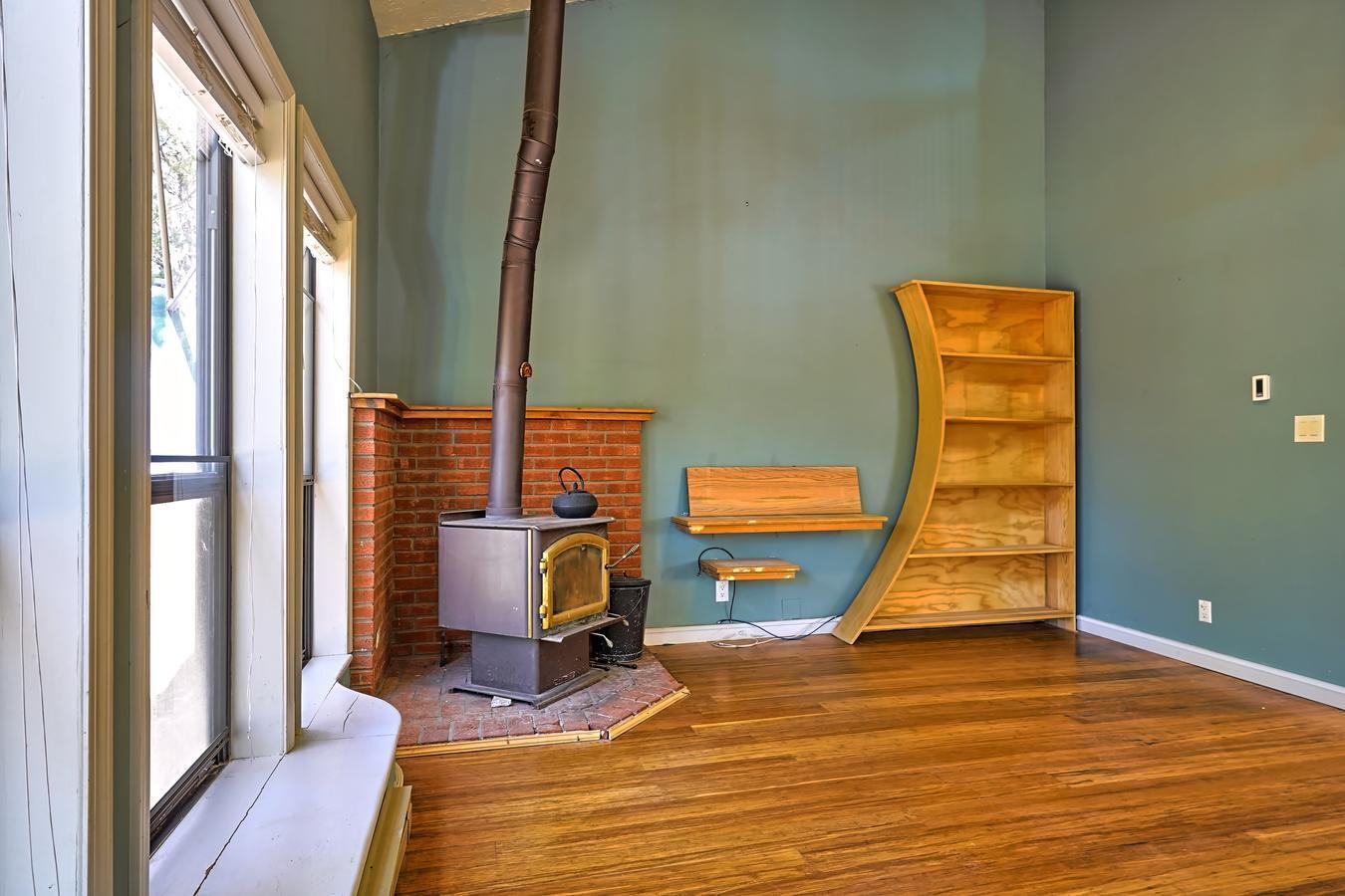 37 MULBERRY Loop