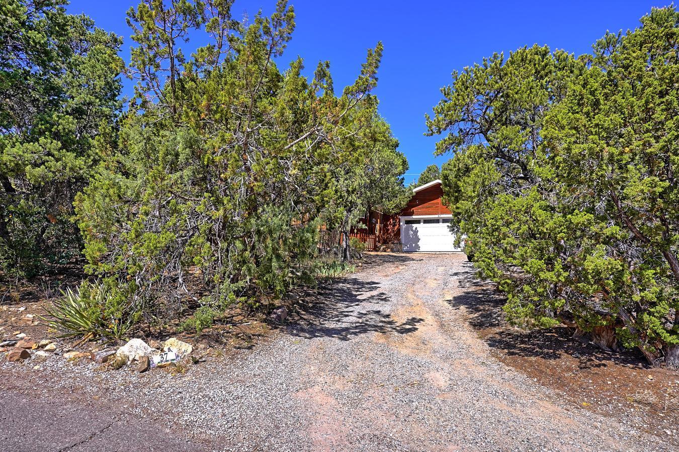37 MULBERRY Loop