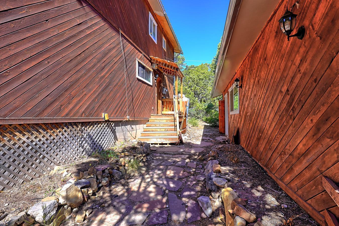 37 MULBERRY Loop