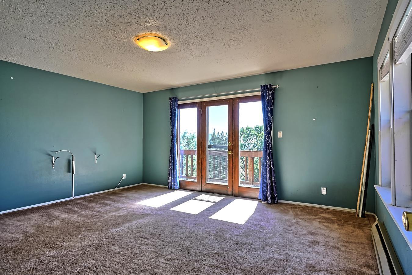 37 MULBERRY Loop