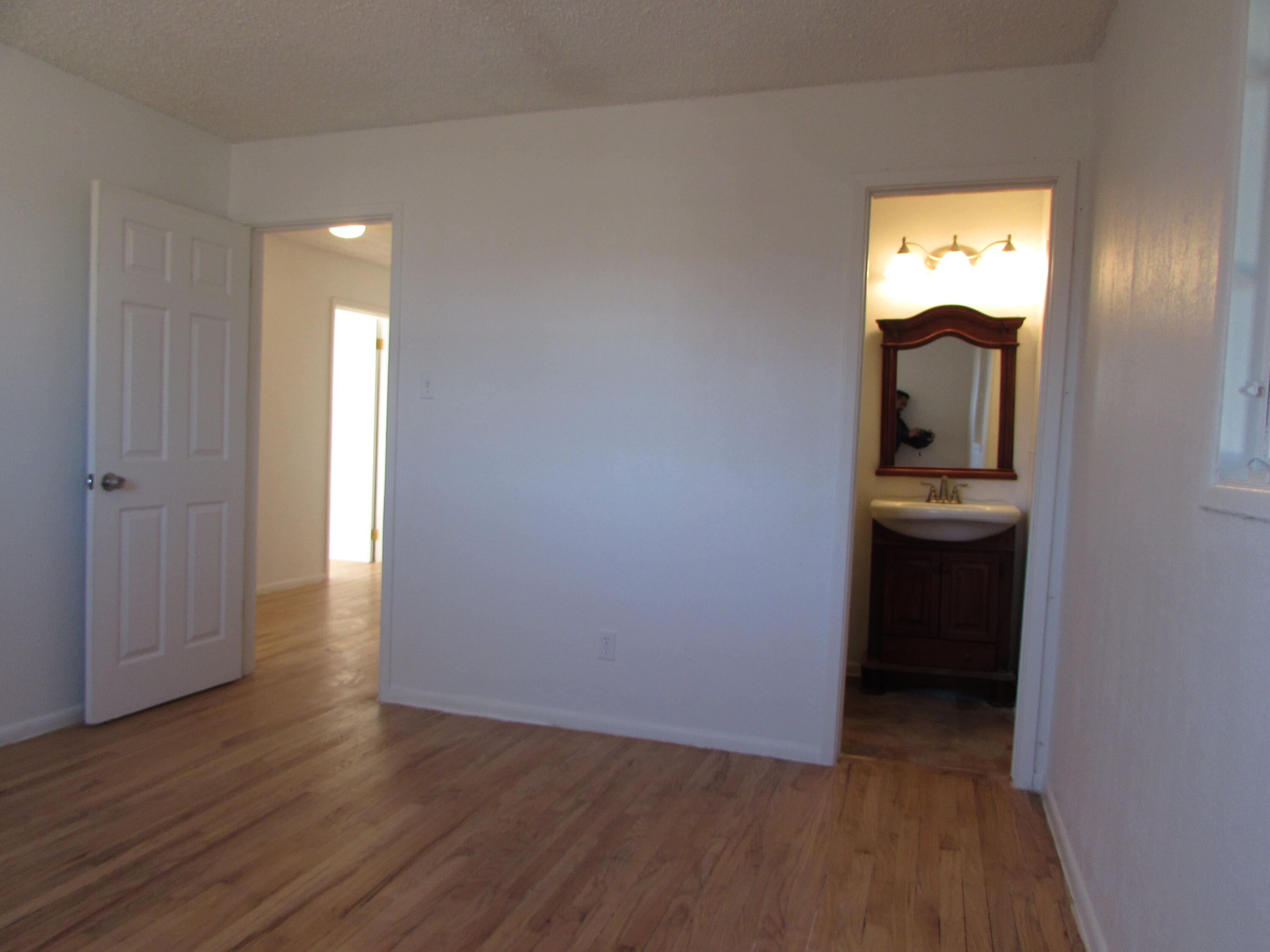 1320 N SECOND Street