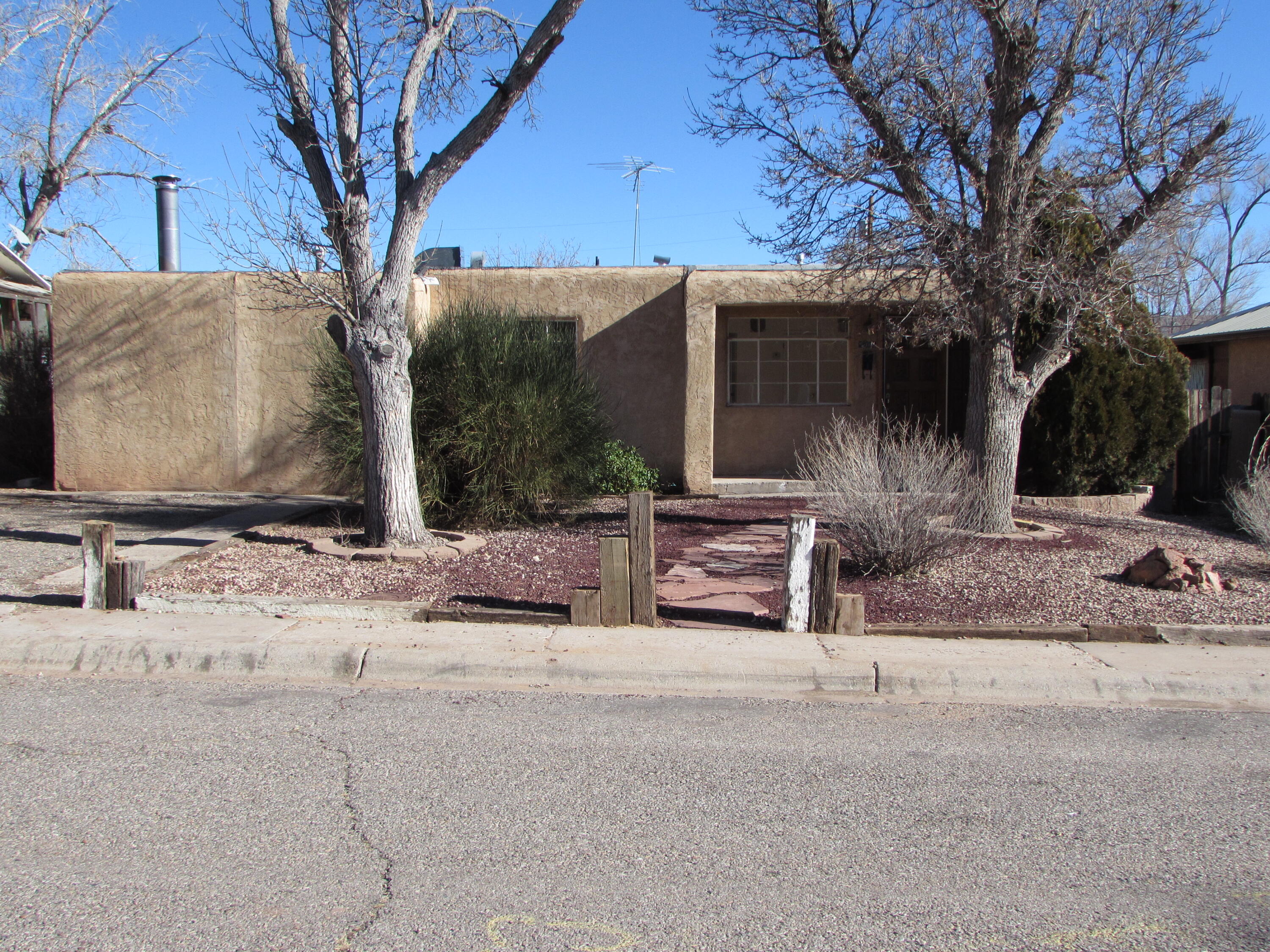 1320 N SECOND Street