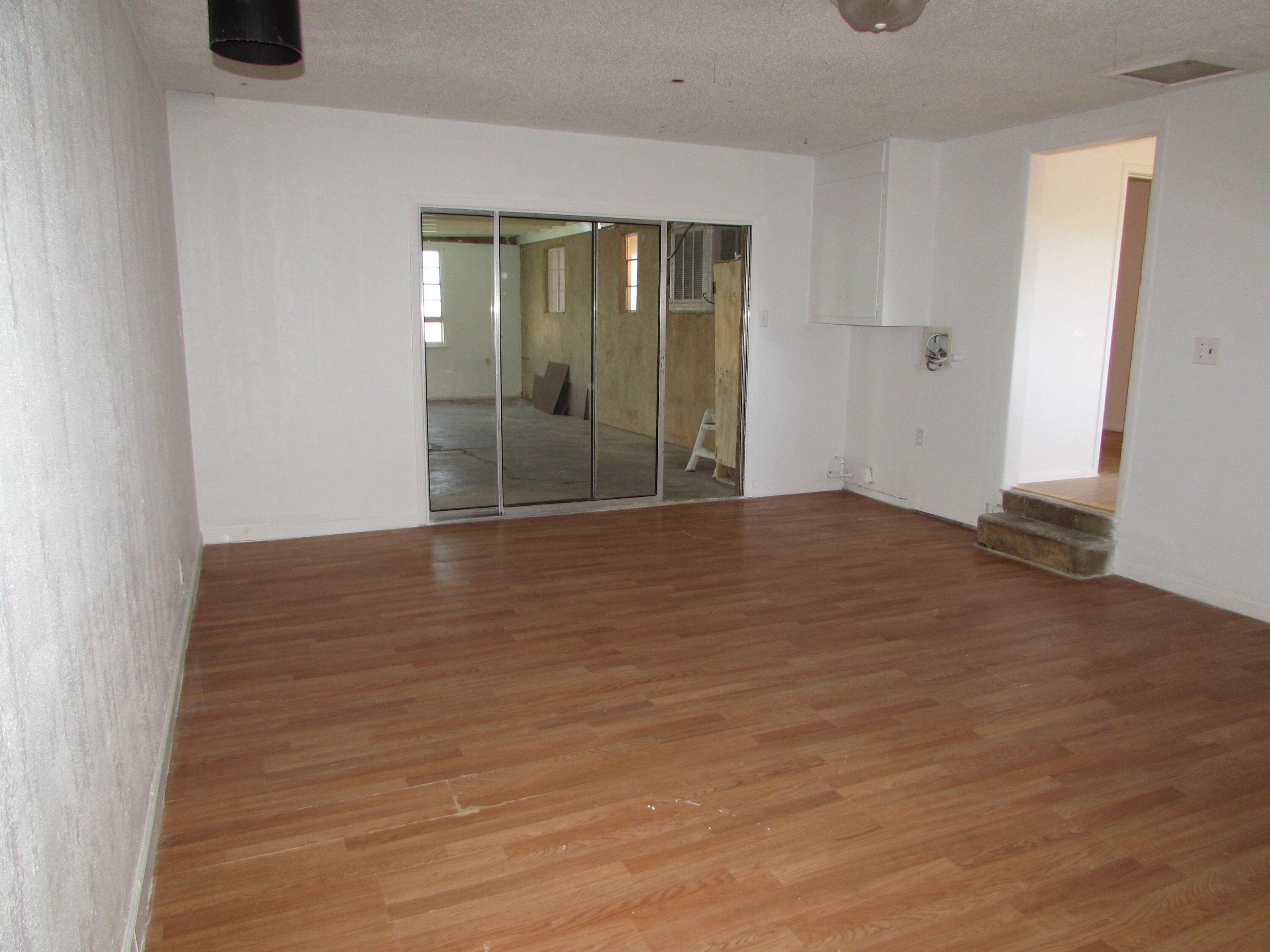 1320 N SECOND Street