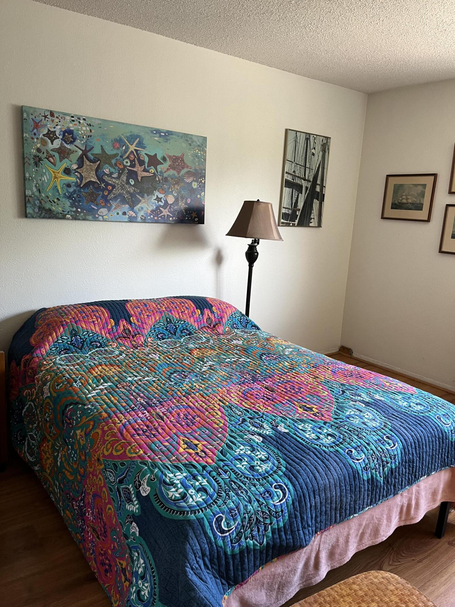 4713 COUNTRY CLUB Lane NW Unit: D4