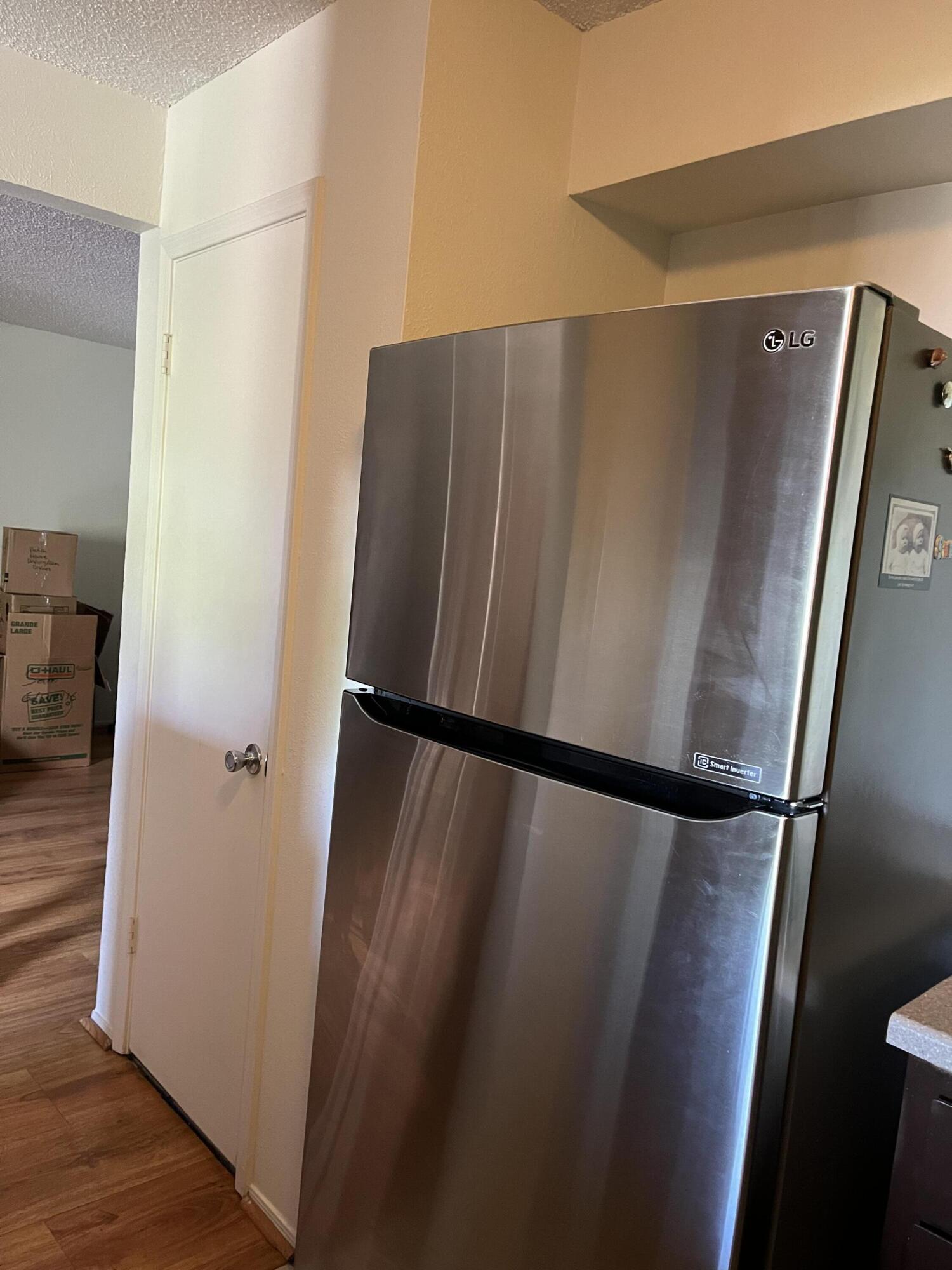 4713 COUNTRY CLUB Lane NW Unit: D4