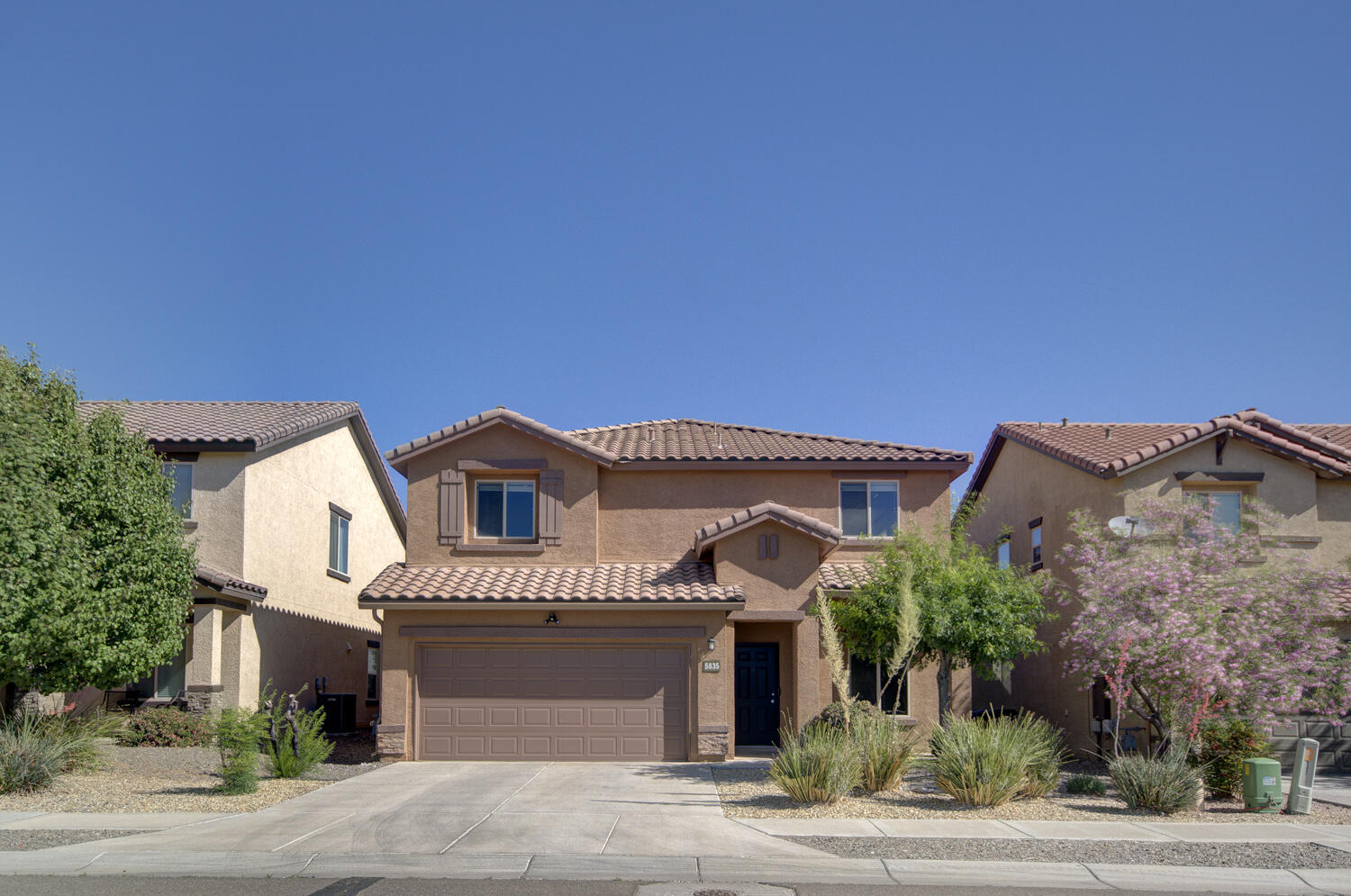 5835 FOSSIL Road NW