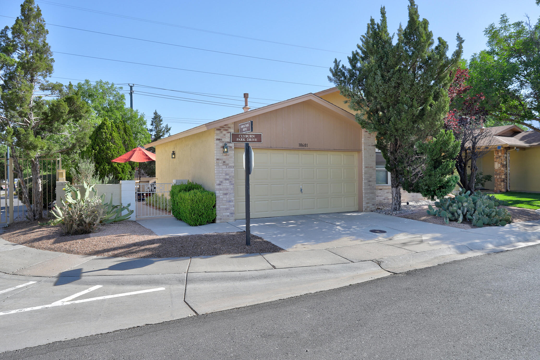 10601 CLYBURN PARK Drive NE