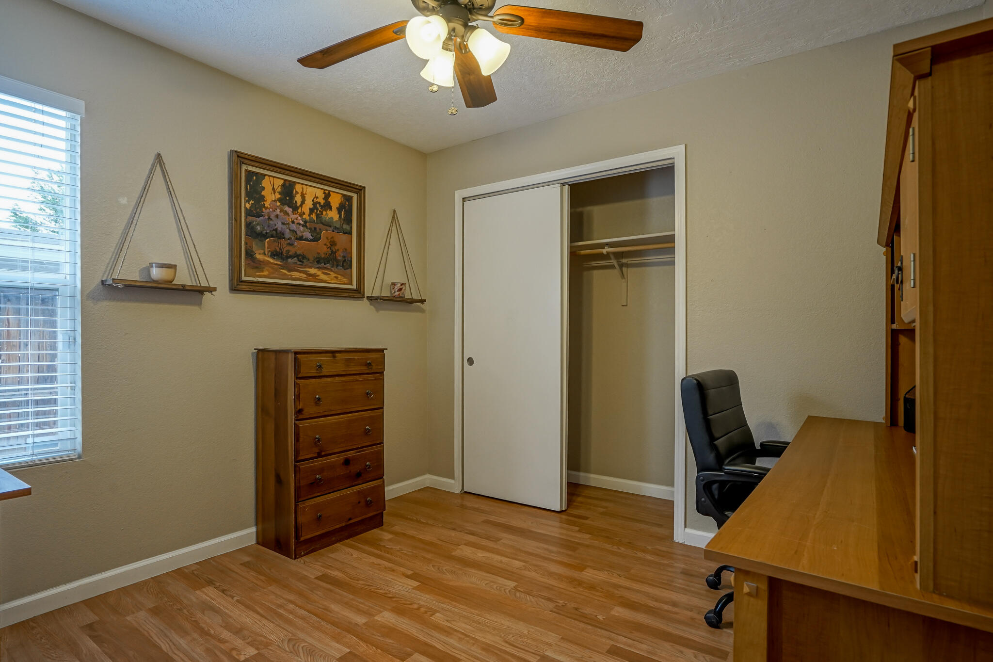 212 CALLE DEL REY SW