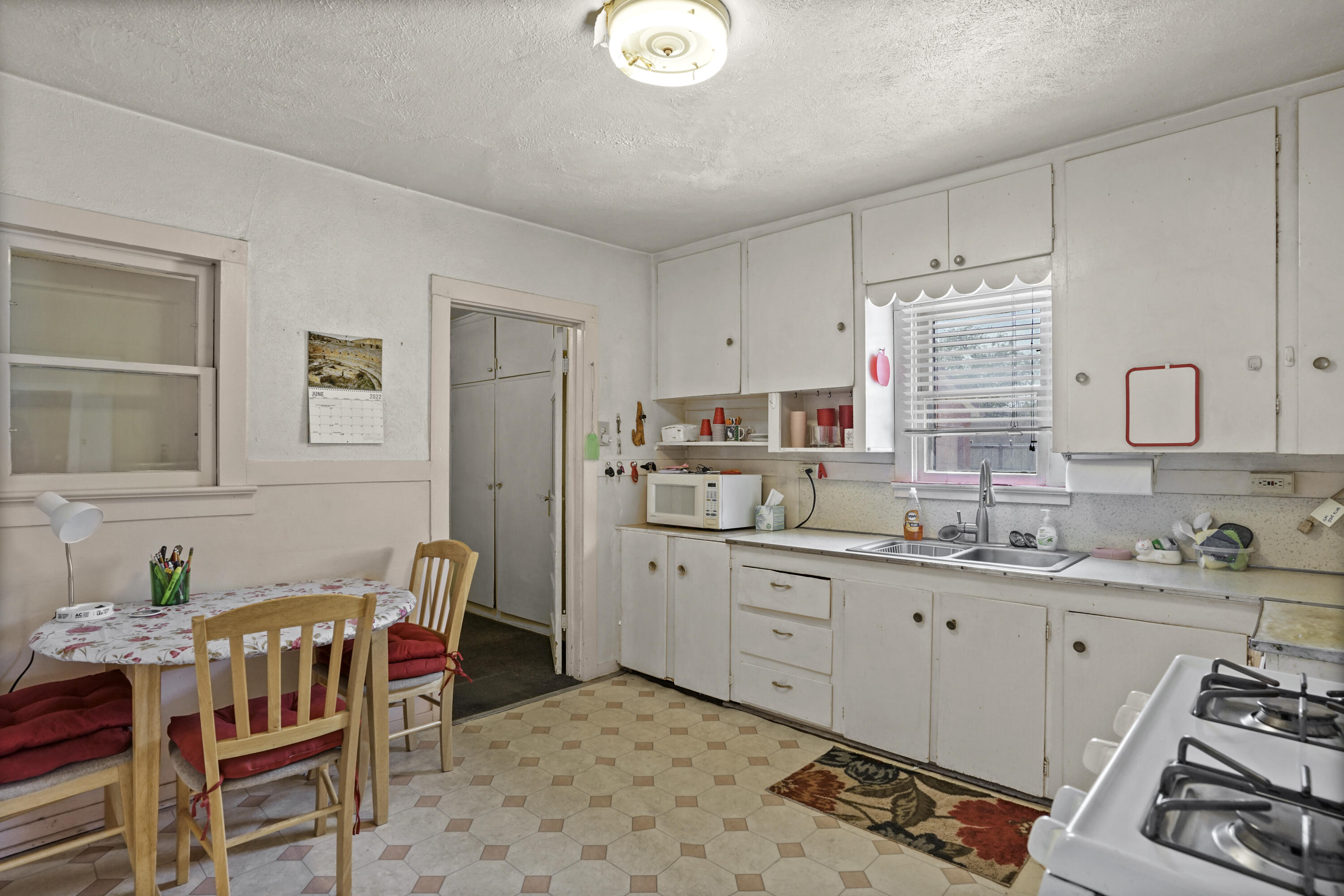 3320 Cypress Drive SW