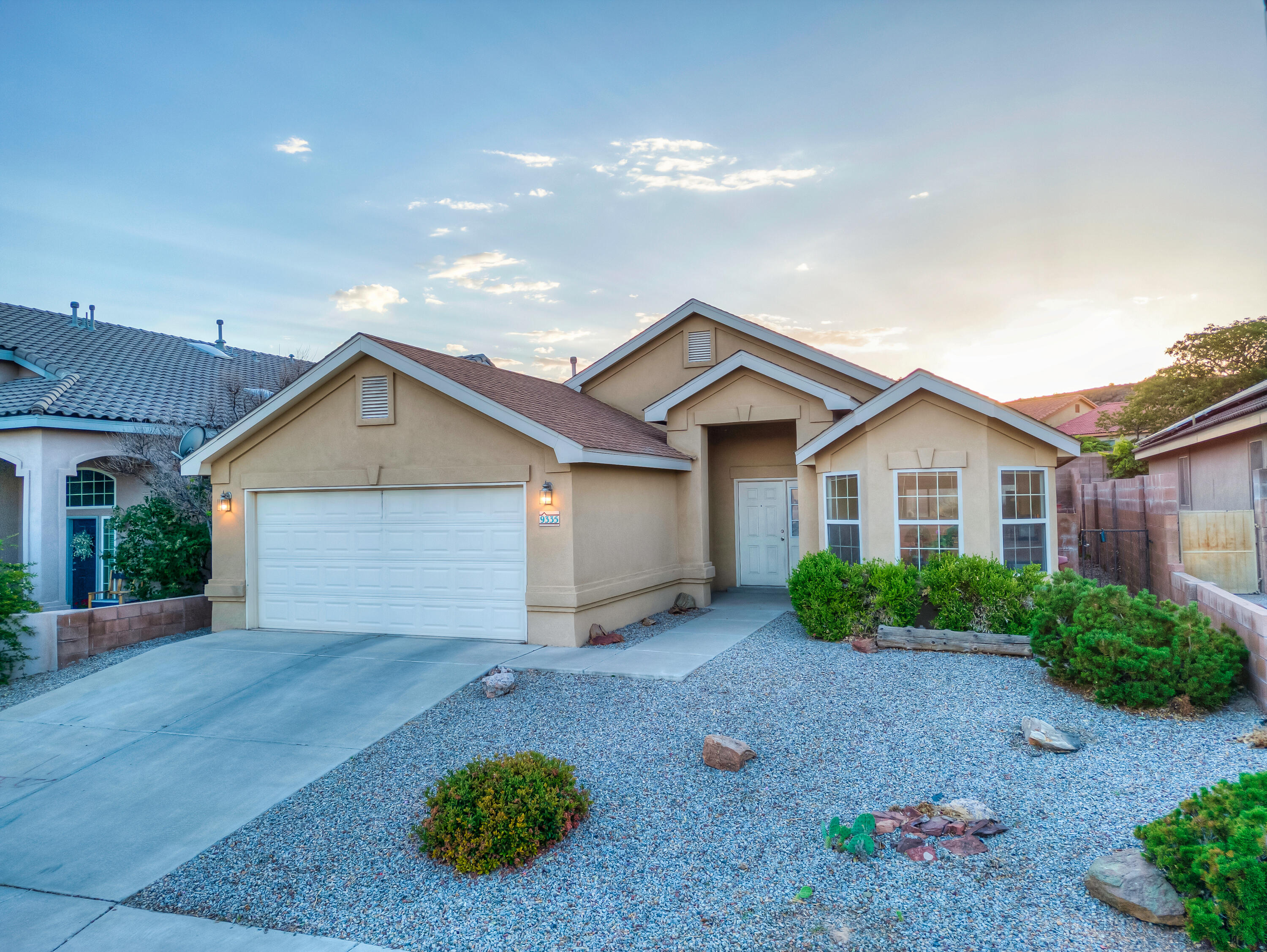 9335 Drolet Drive NW