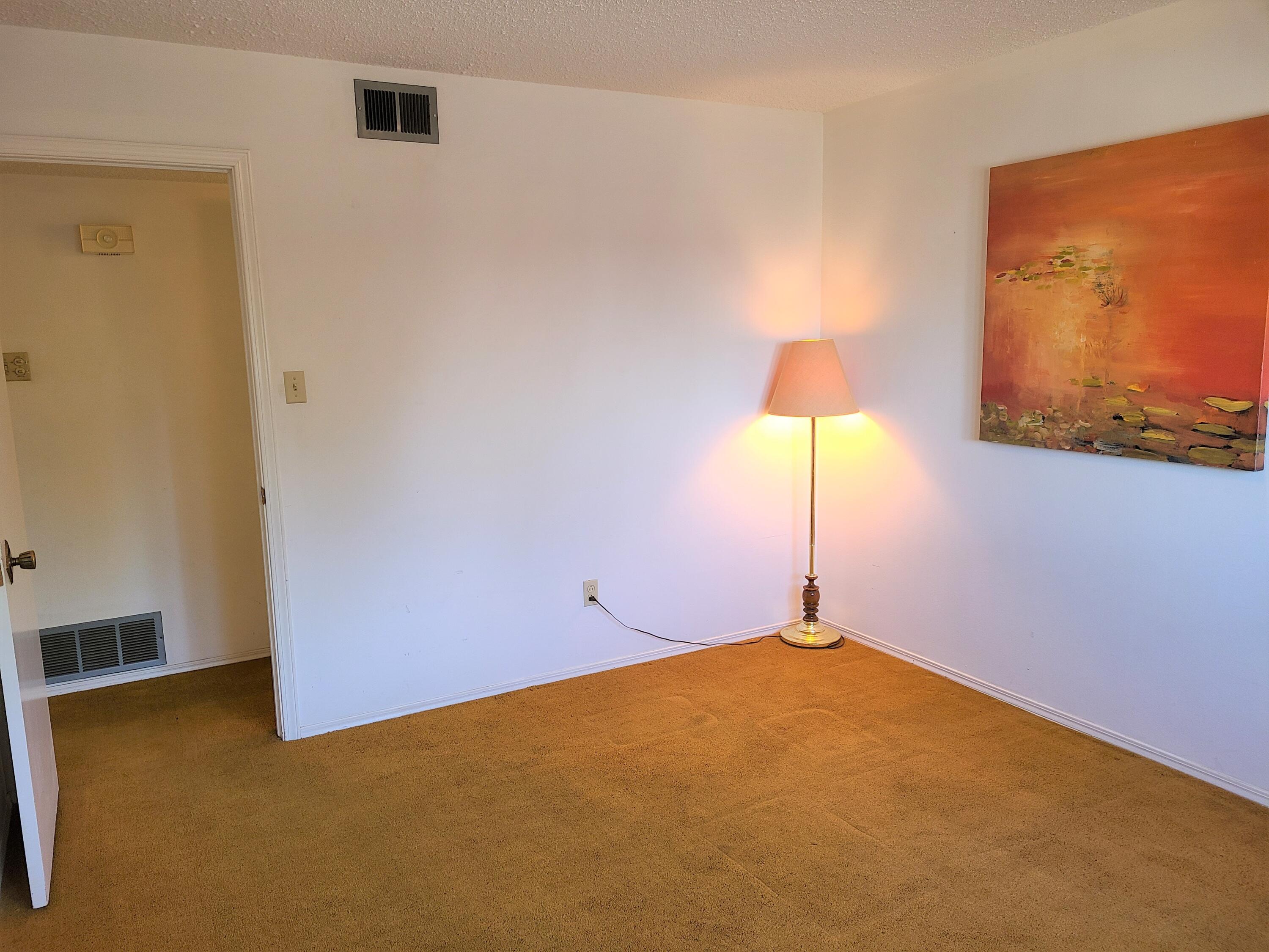 3801 Shenandoah Place NE