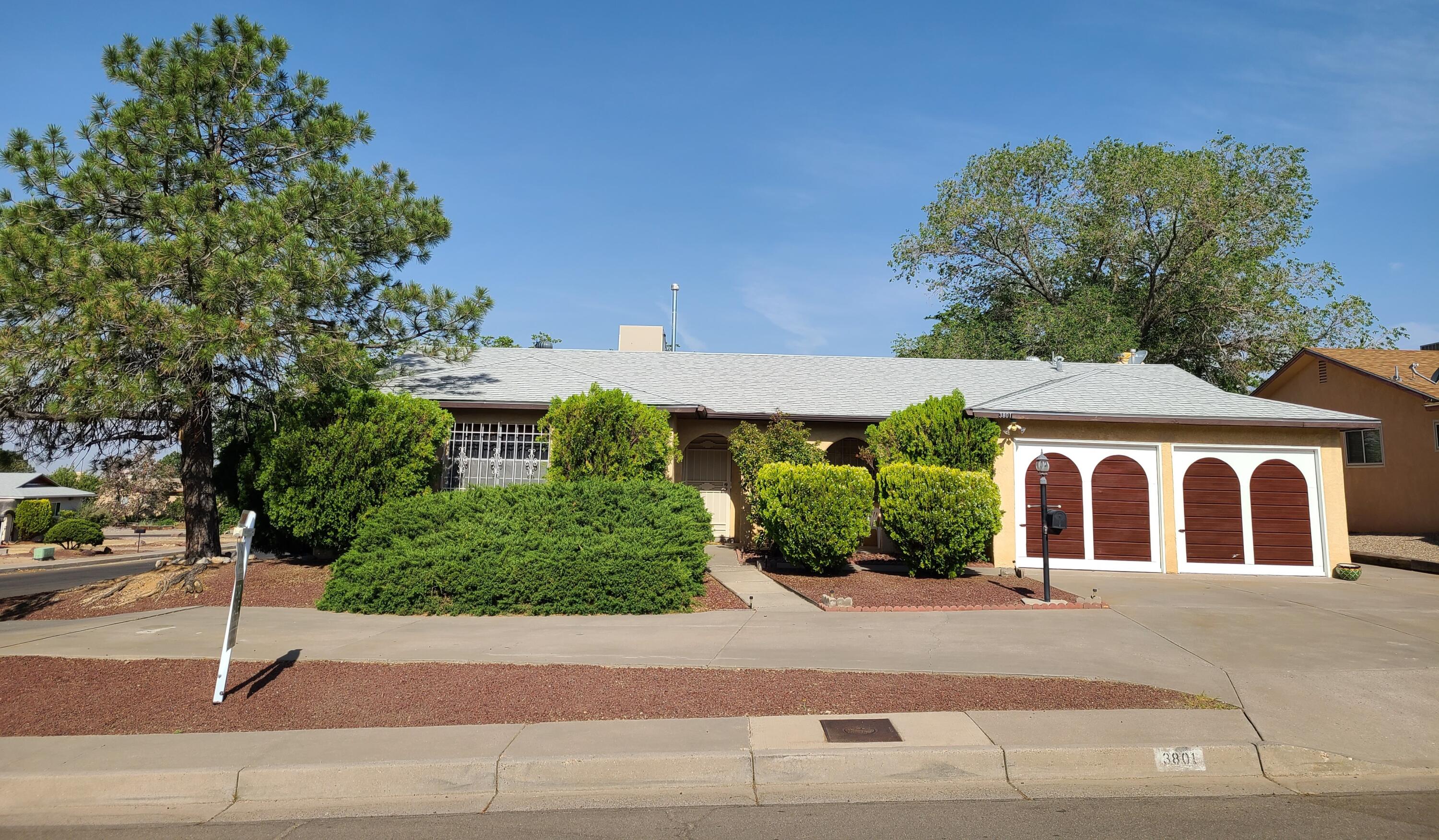 3801 Shenandoah Place NE