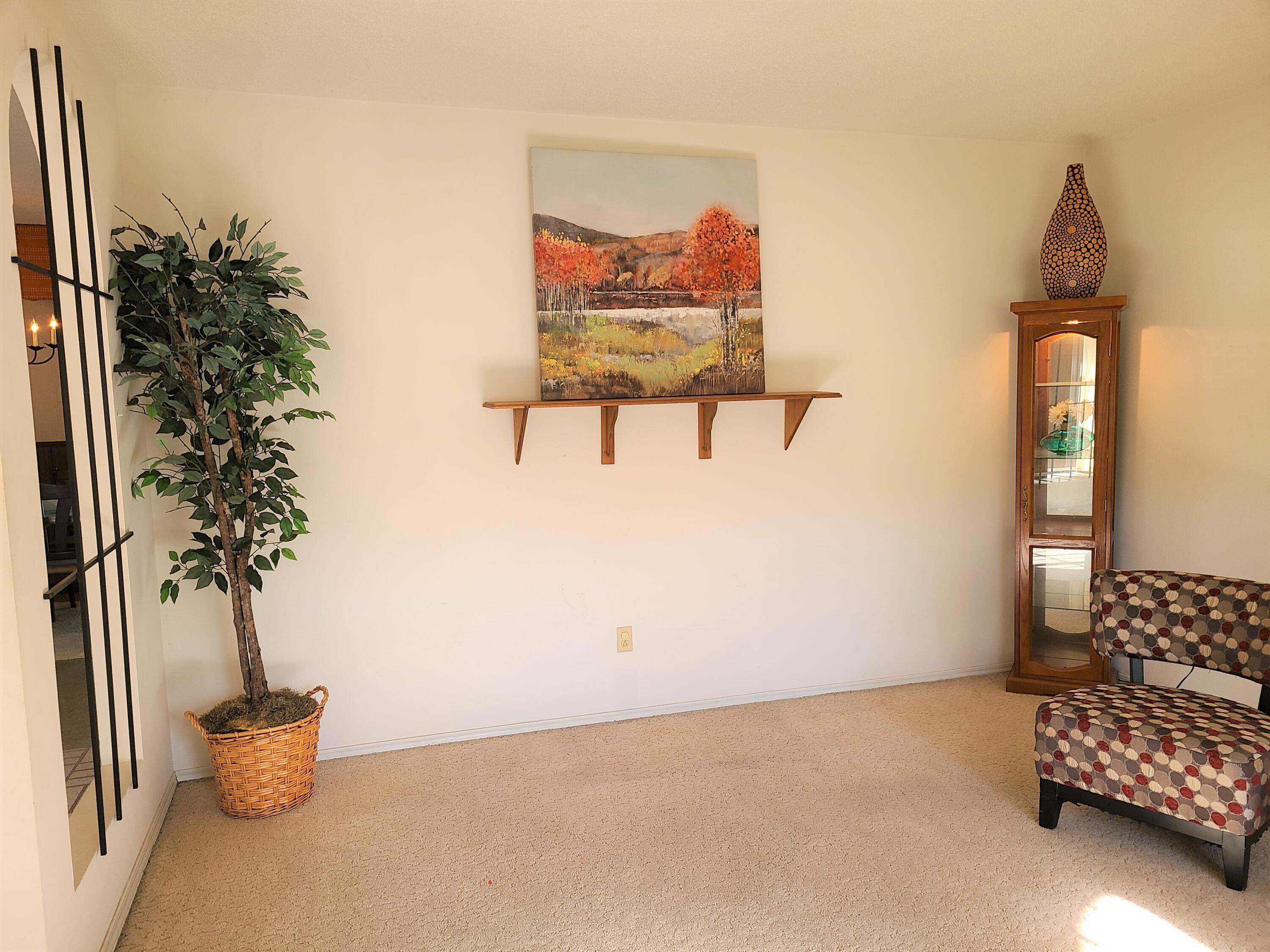 3801 Shenandoah Place NE