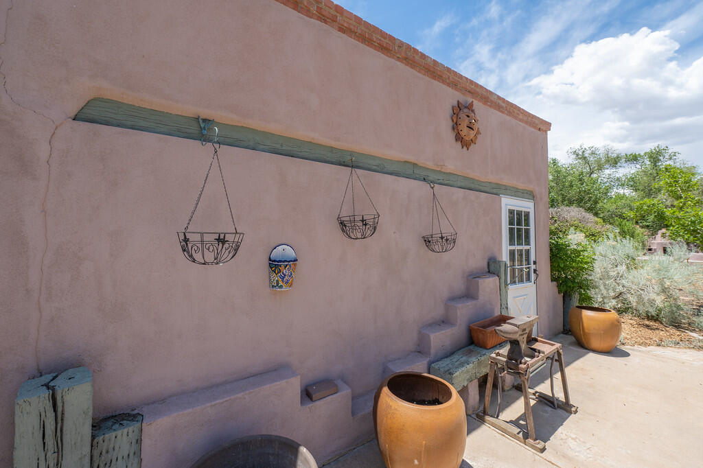 2456 PUEBLO BONITO Court NW
