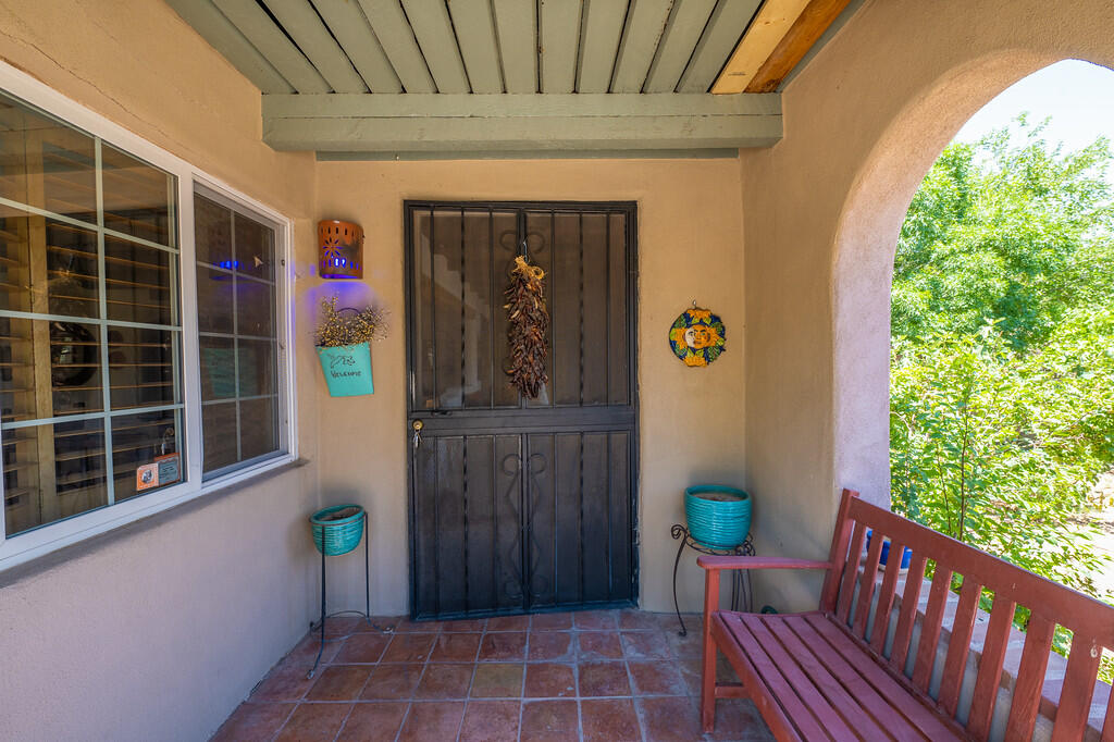 2456 PUEBLO BONITO Court NW