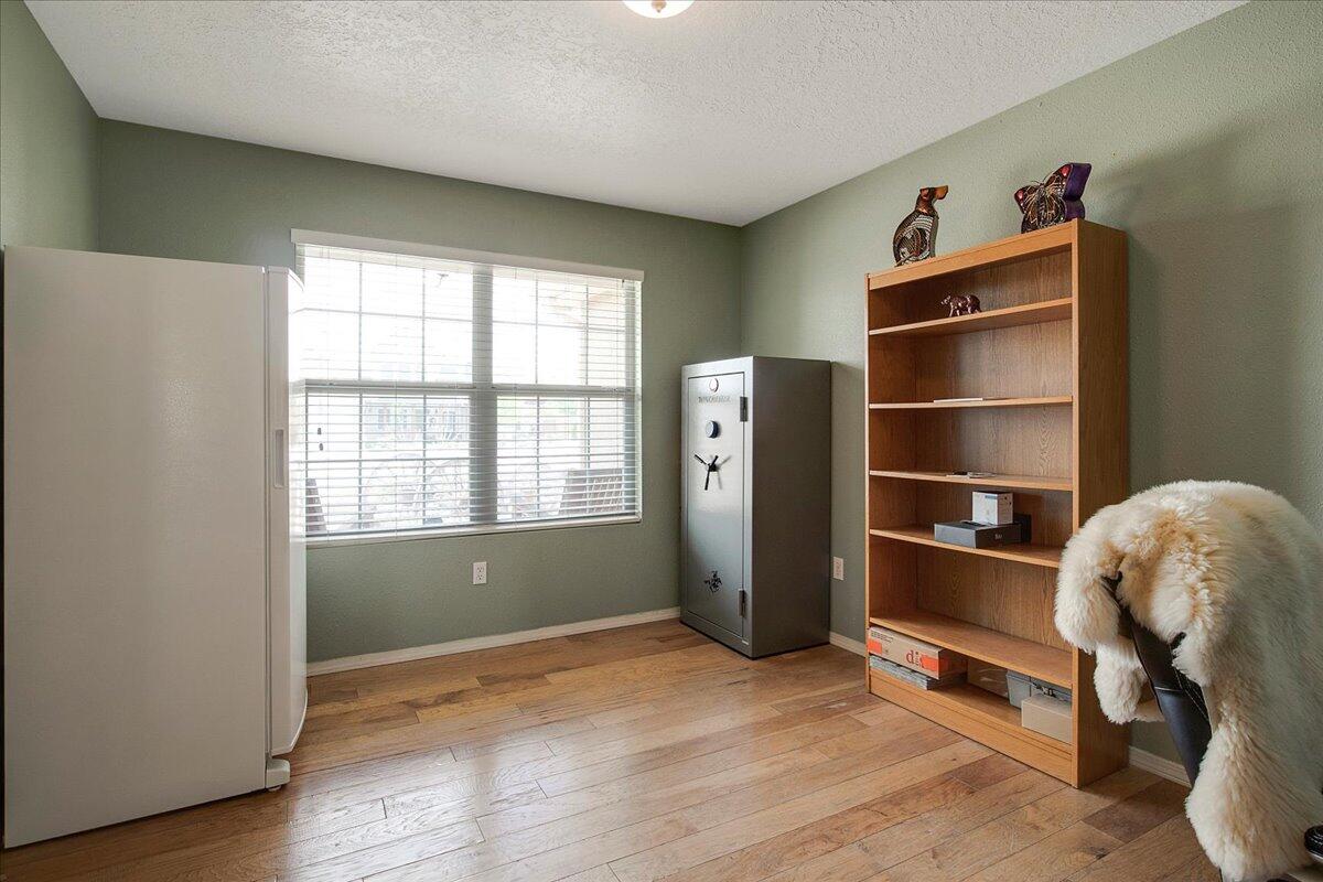 1012 26TH Street SE