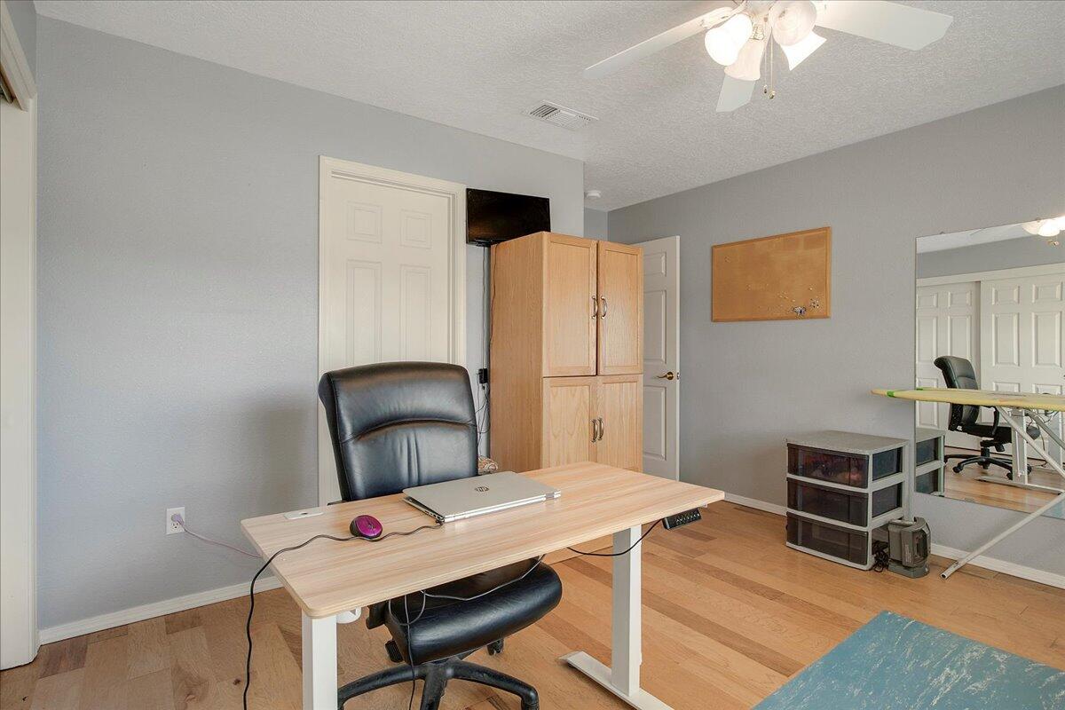 1012 26TH Street SE