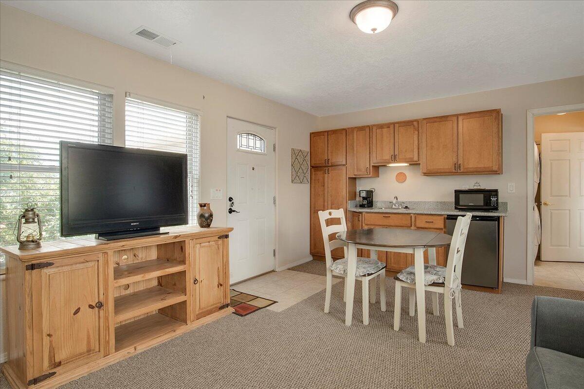 1012 26TH Street SE