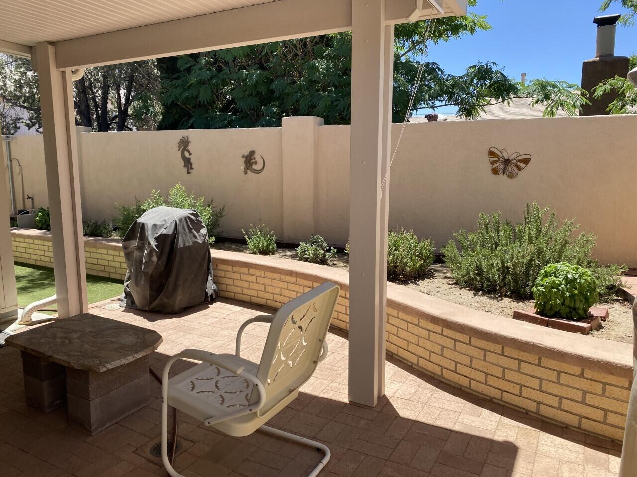 12708 Calle Bonito NE