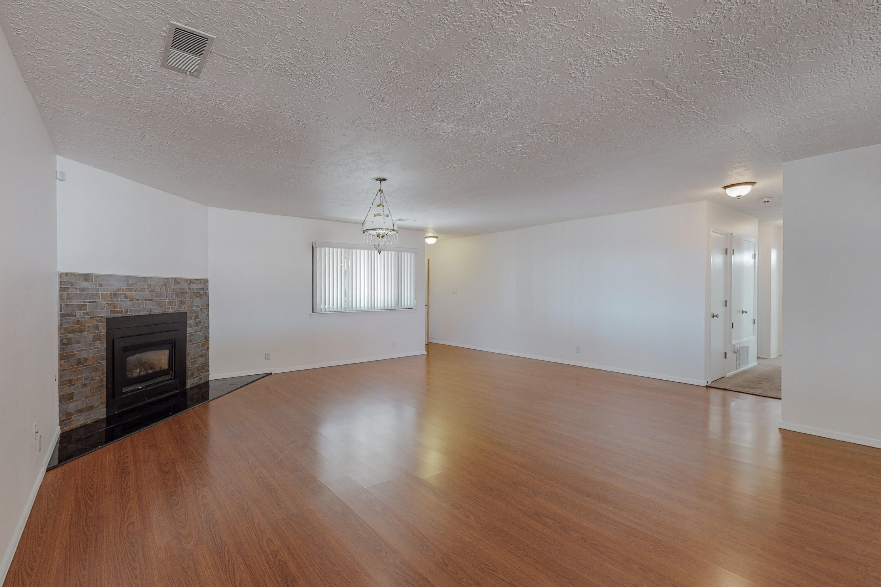 307 COLORADO MOUNTAIN Road NE