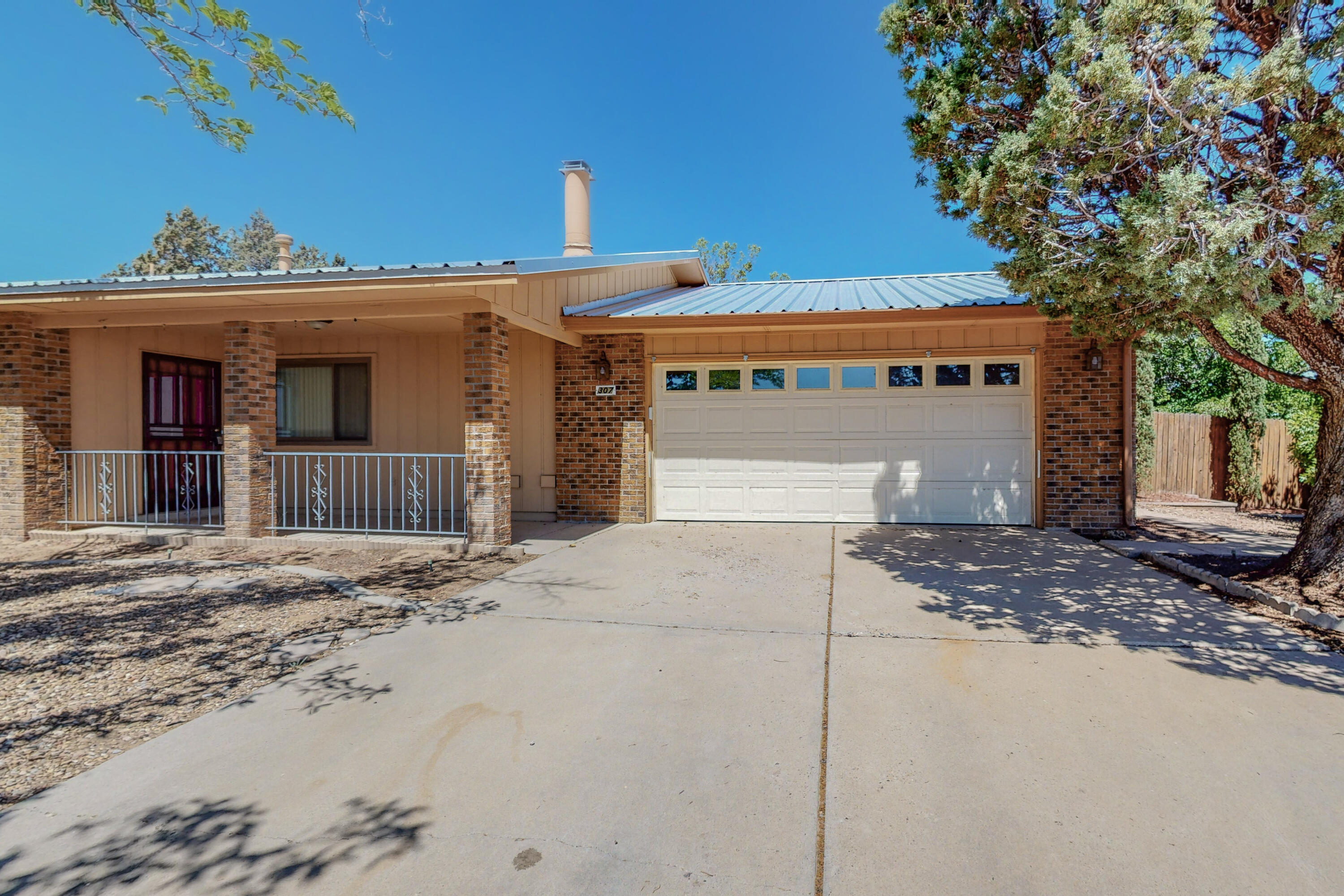 307 COLORADO MOUNTAIN Road NE