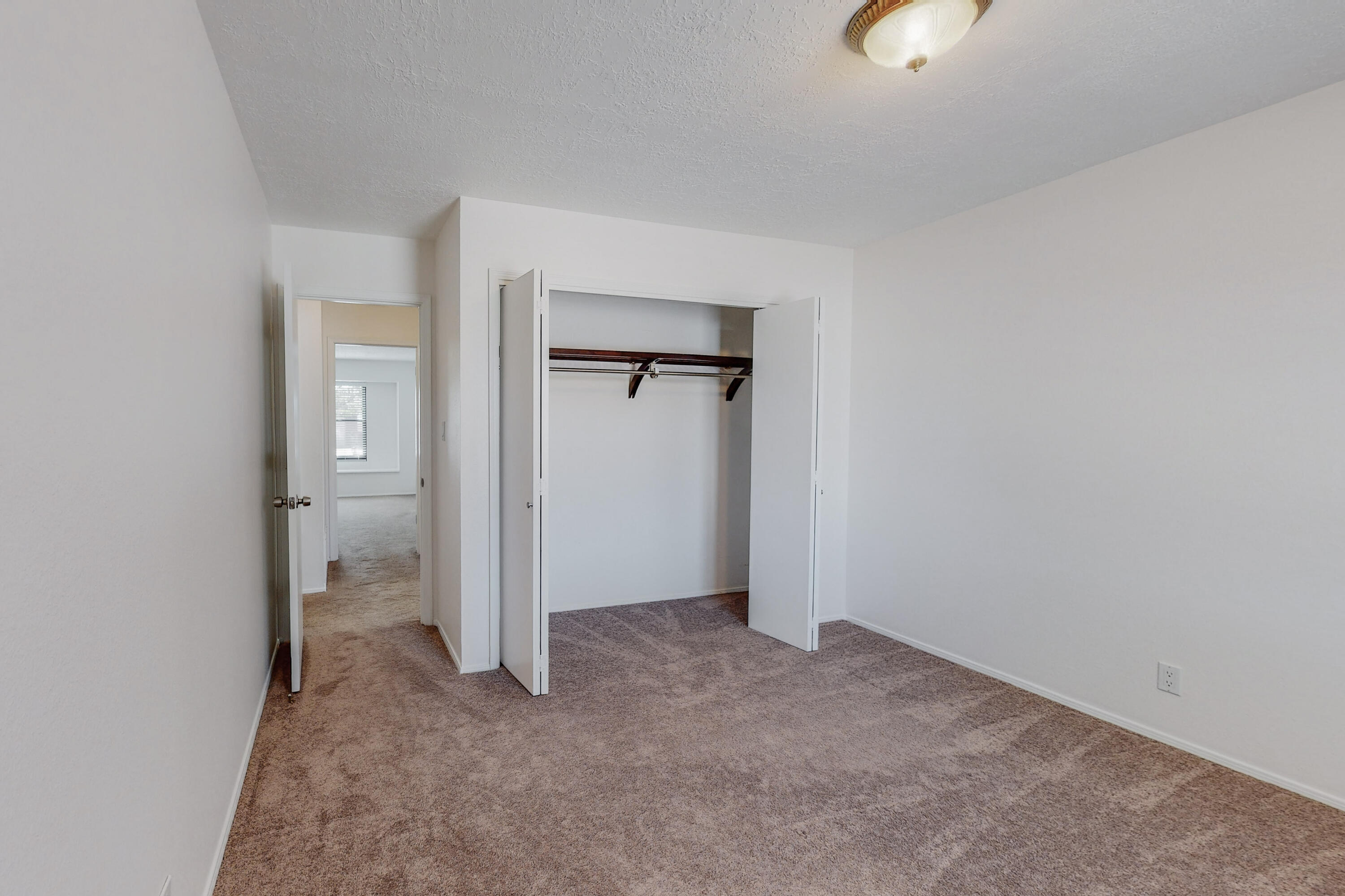 307 COLORADO MOUNTAIN Road NE