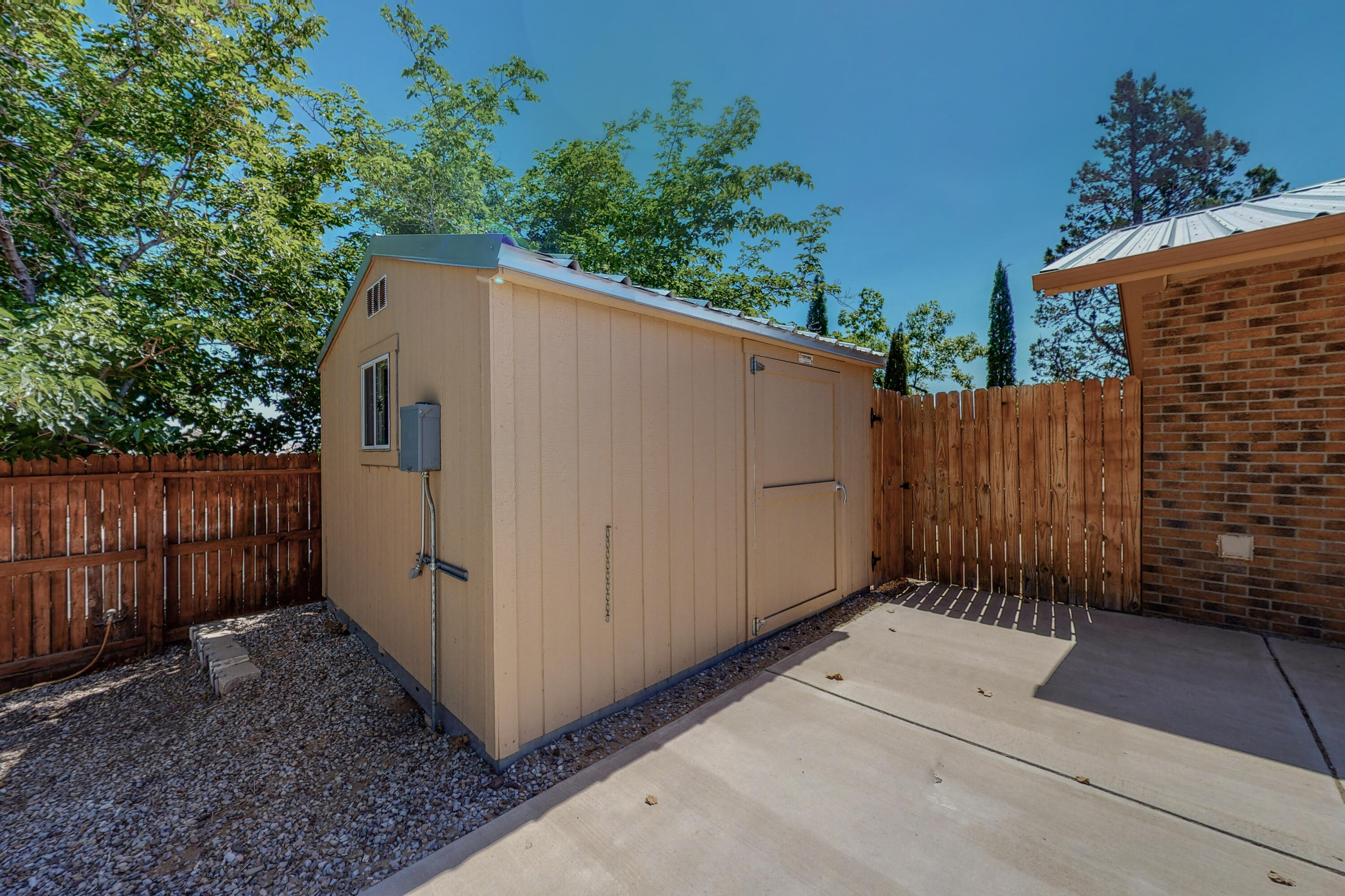 307 COLORADO MOUNTAIN Road NE