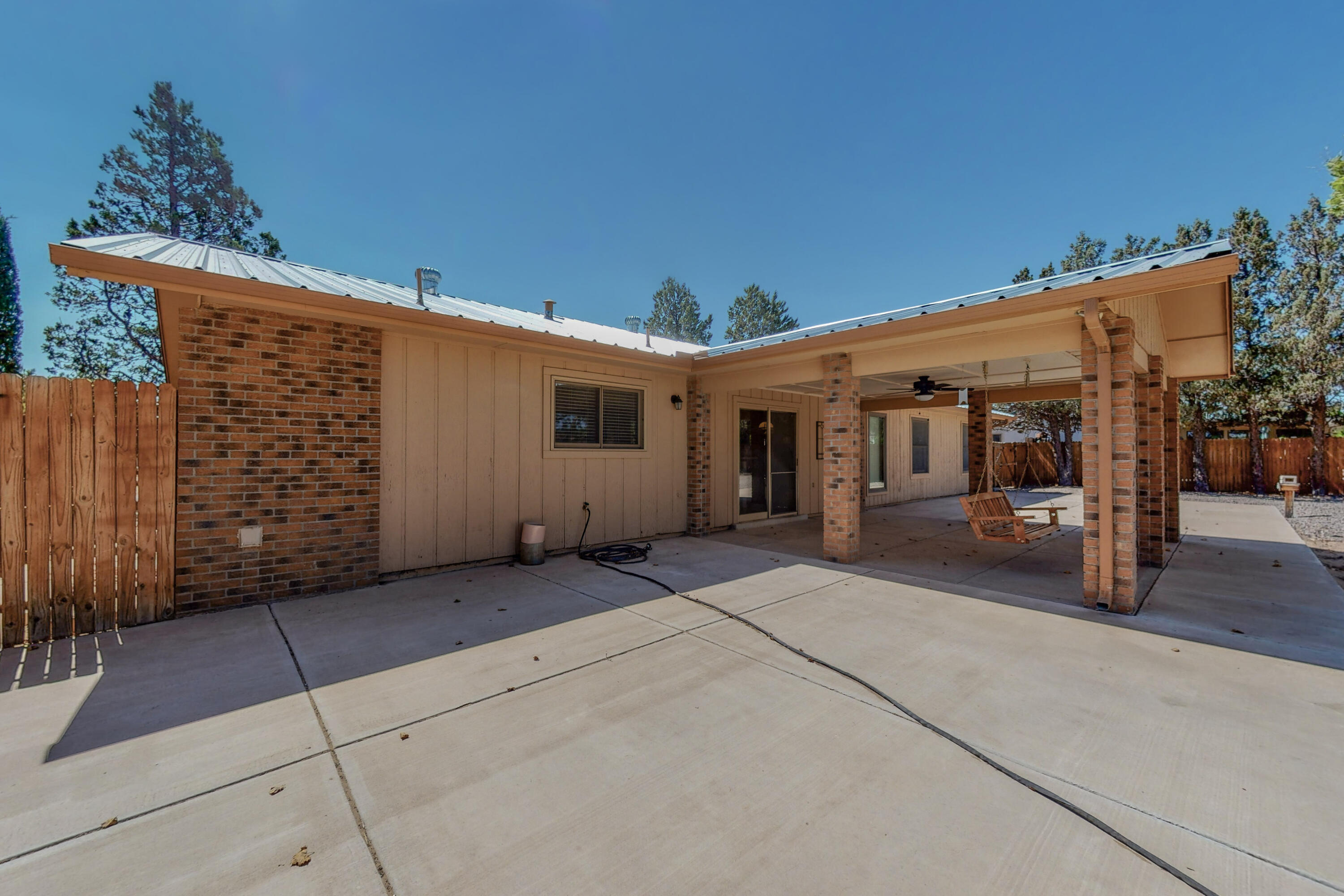 307 COLORADO MOUNTAIN Road NE