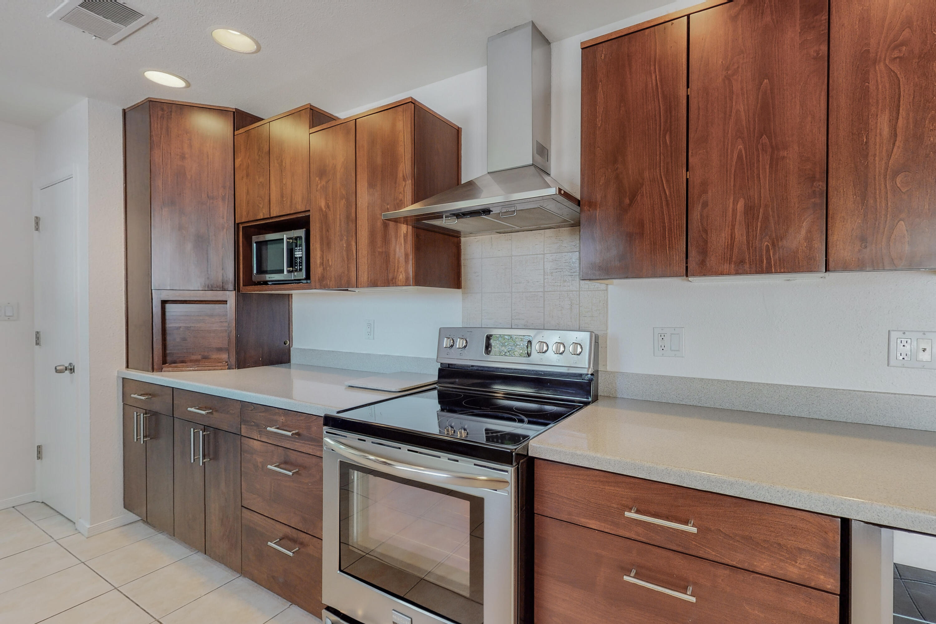 307 COLORADO MOUNTAIN Road NE