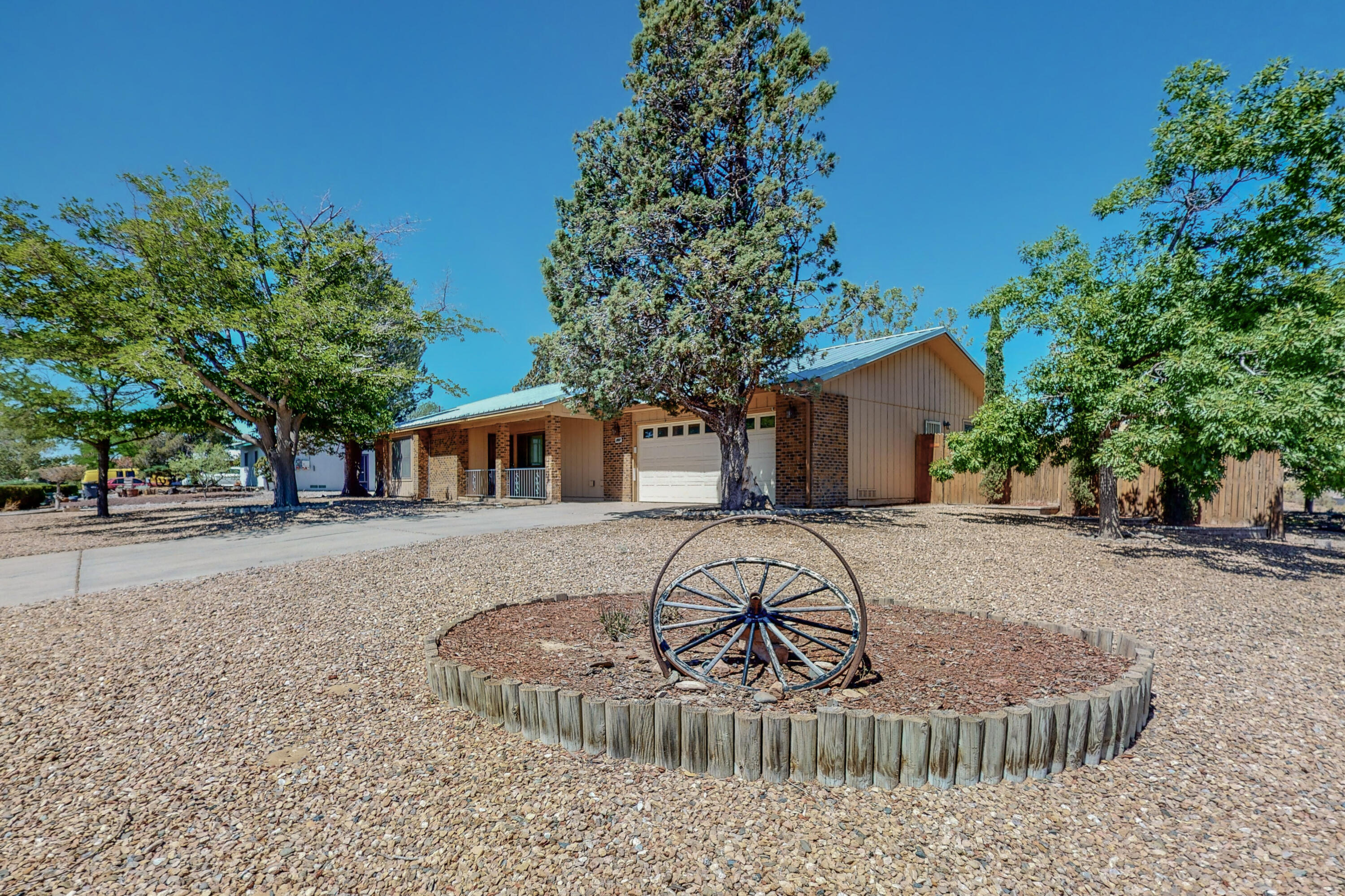 307 COLORADO MOUNTAIN Road NE