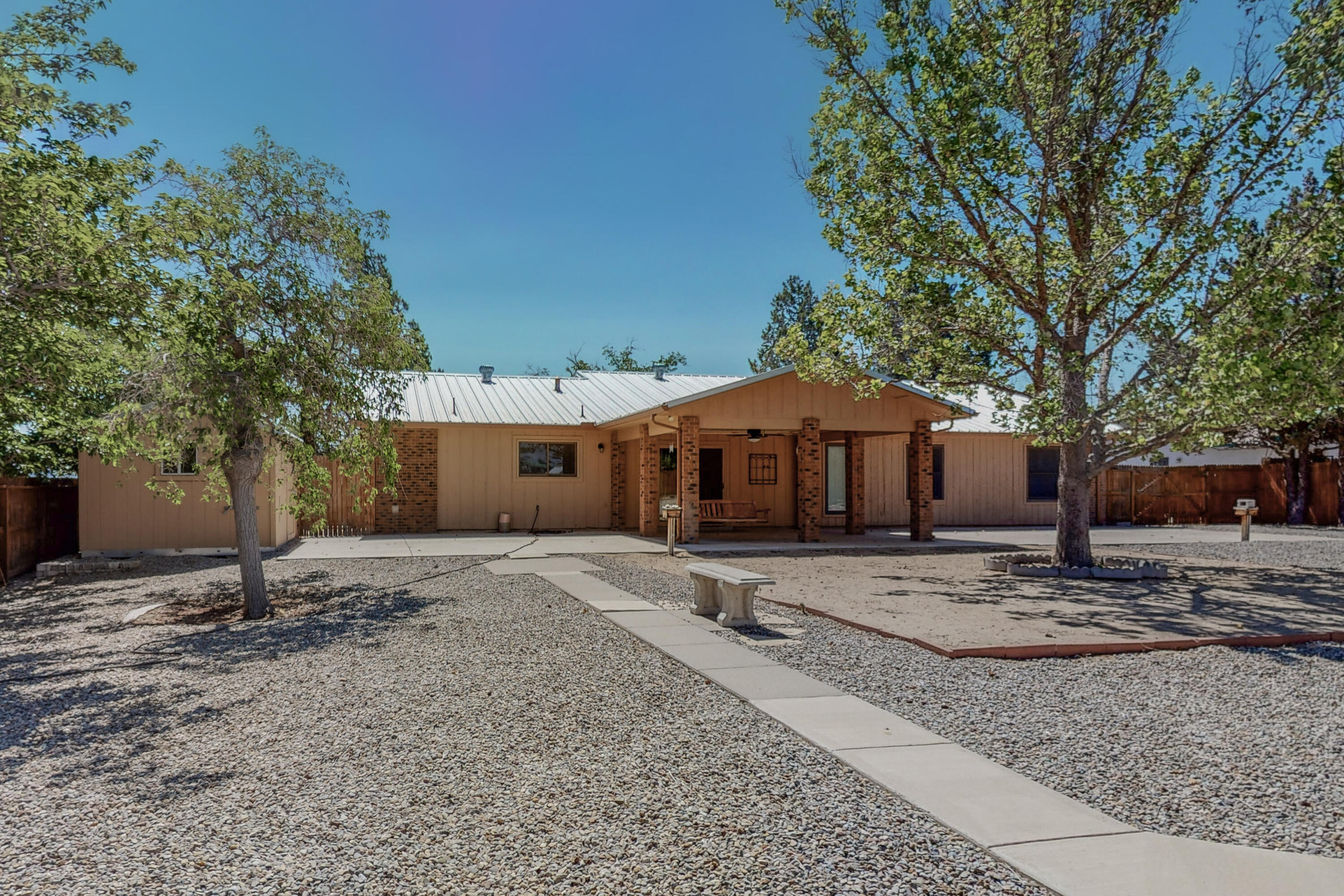 307 COLORADO MOUNTAIN Road NE