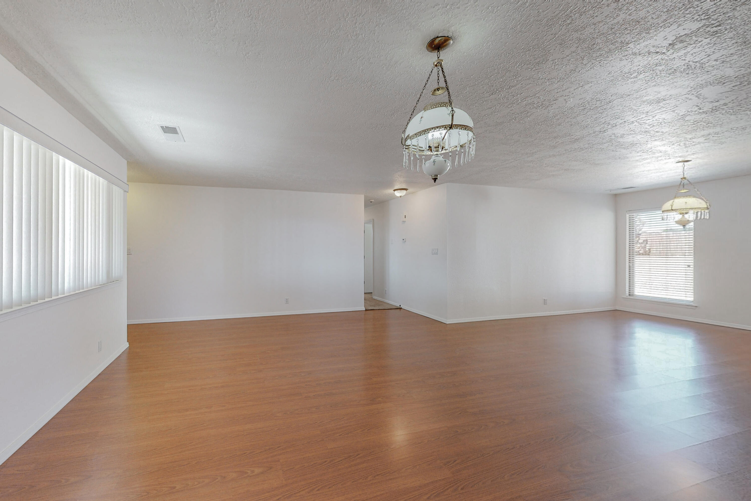 307 COLORADO MOUNTAIN Road NE