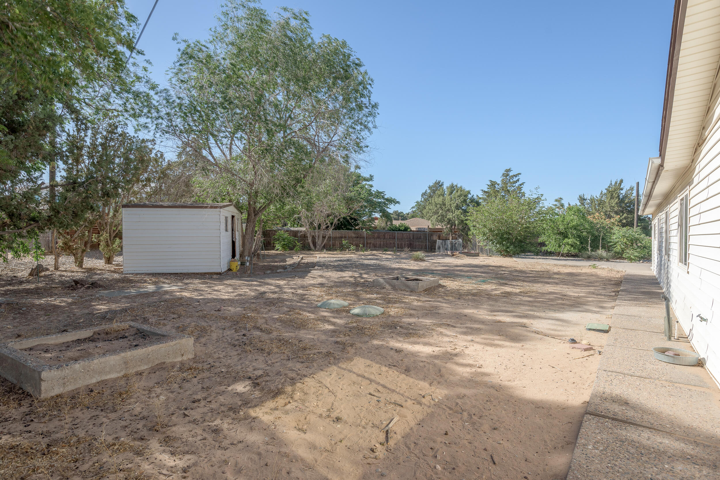 1105 ROBIN Road SE