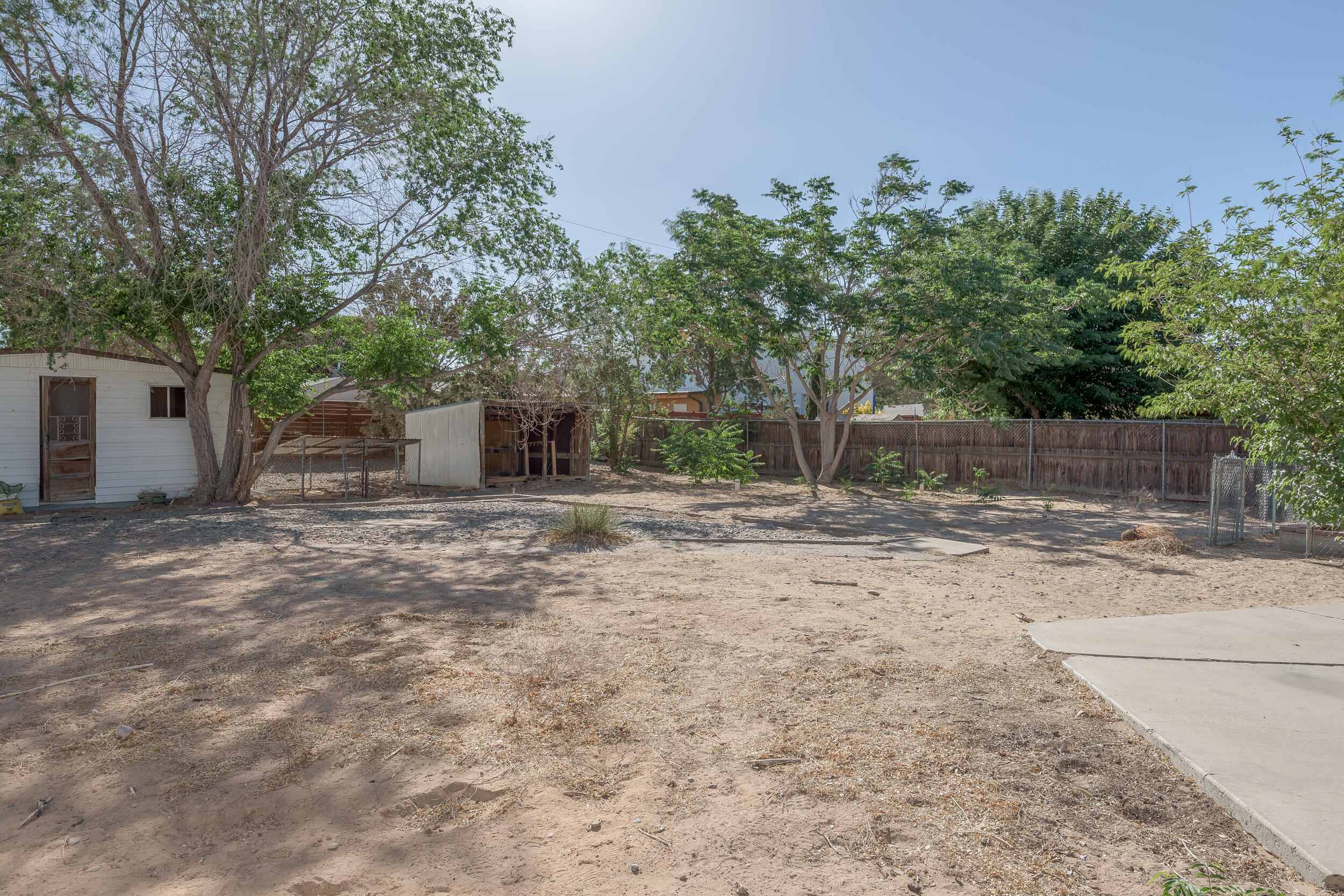 1105 ROBIN Road SE