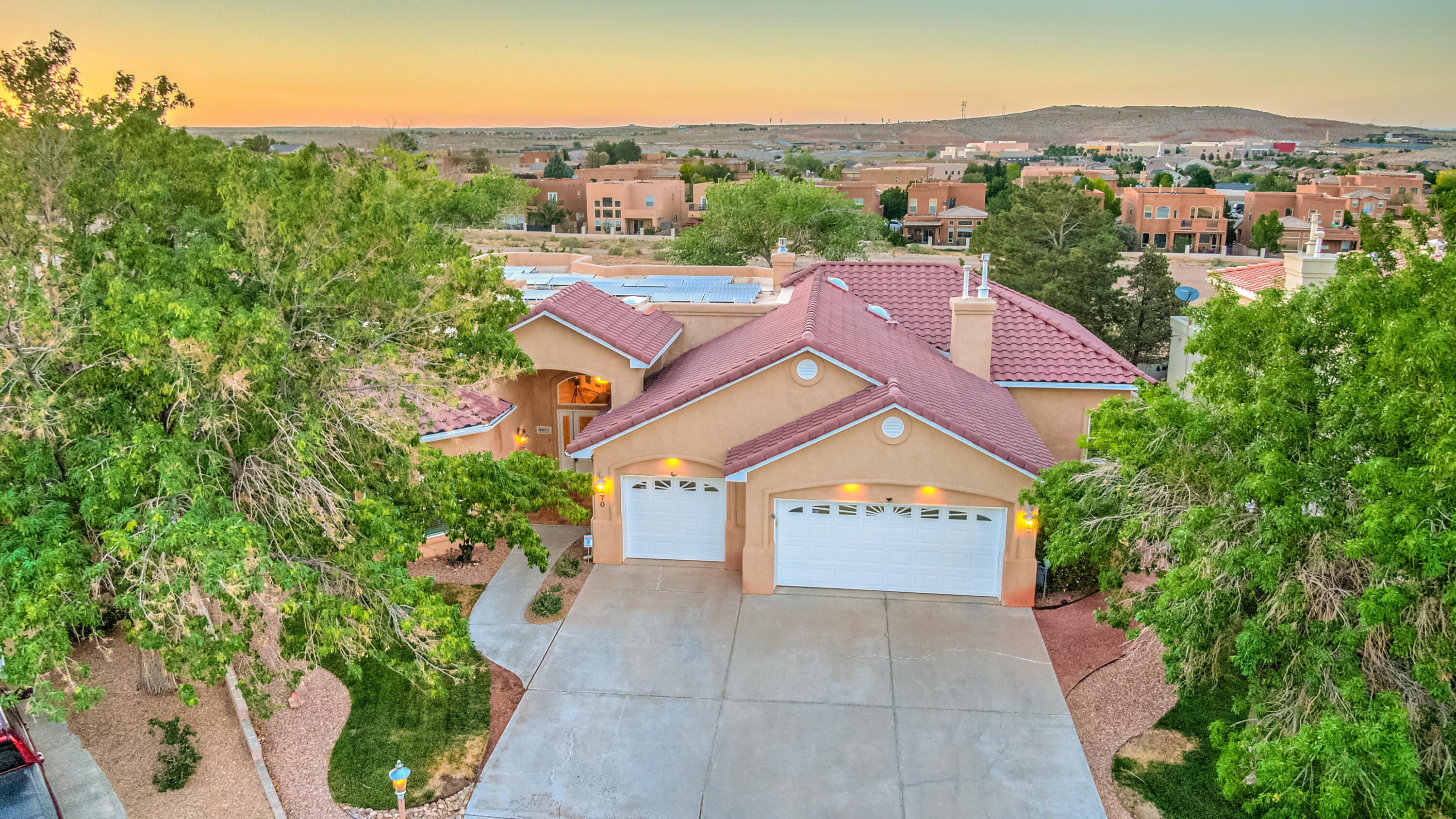 3470 WHITE HORSE Drive SE