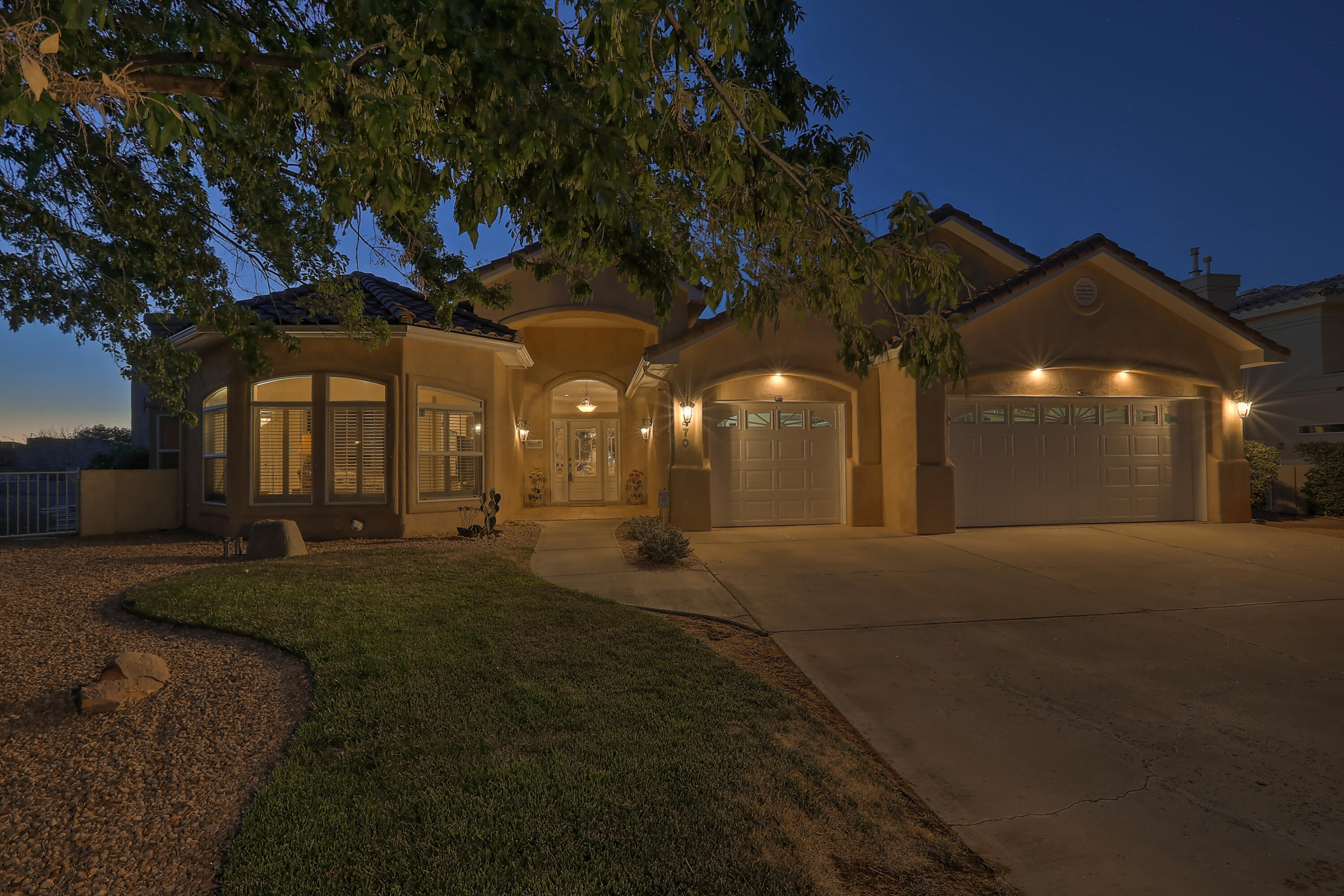 3470 WHITE HORSE Drive SE