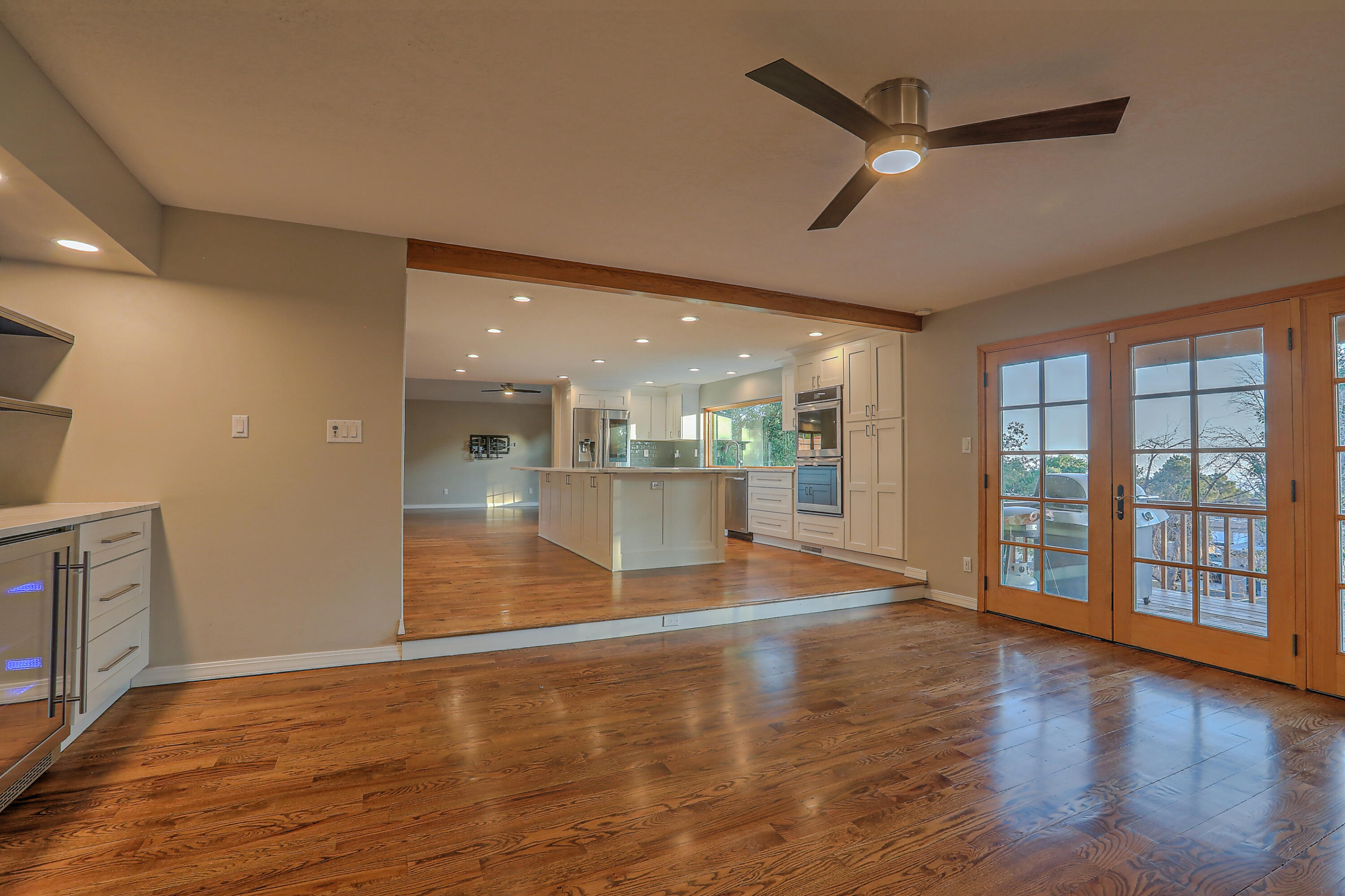 5001 CALLE DEL CIELO NE